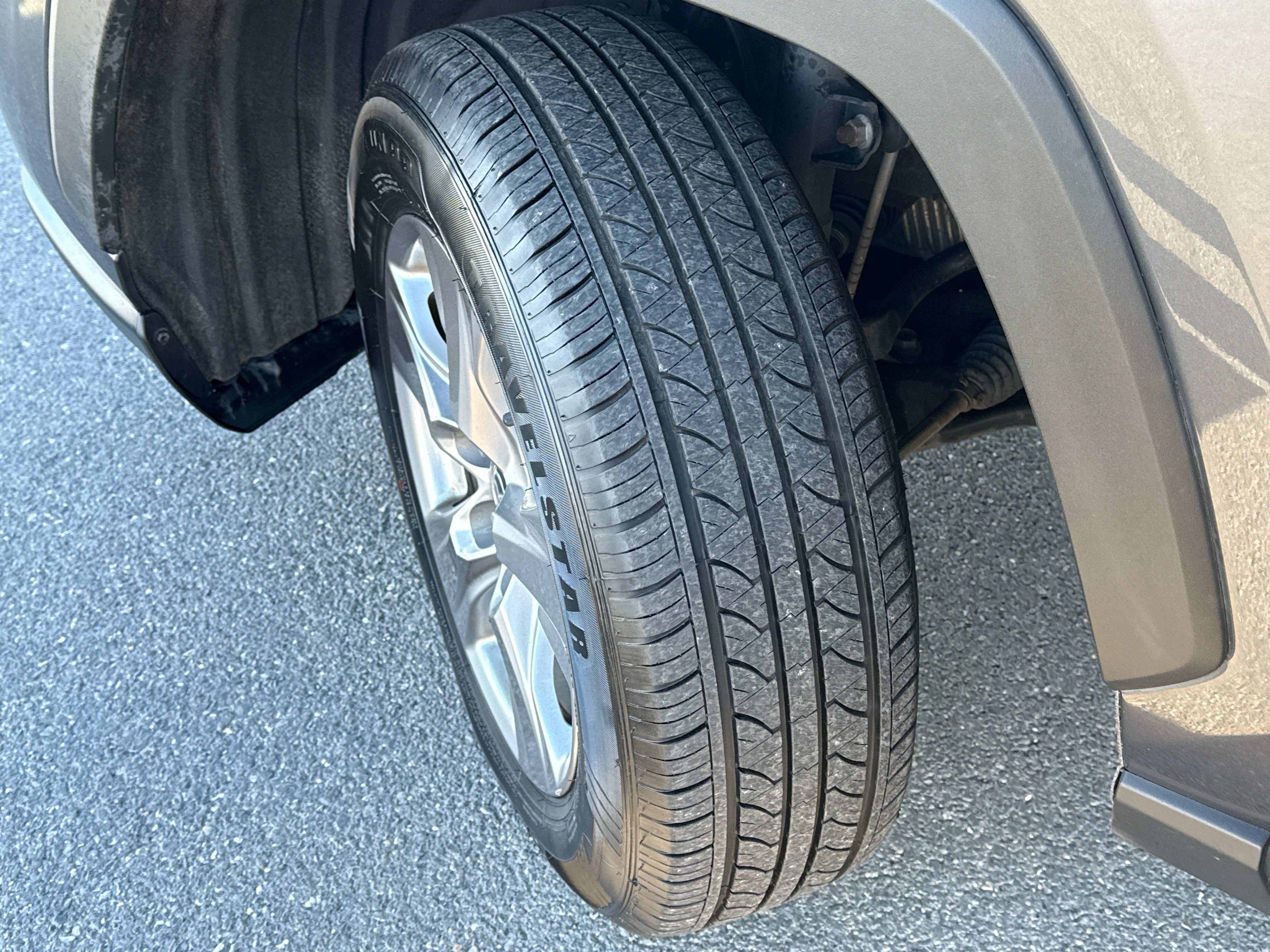 2025 Toyota RAV4 HYBRID Hybrid LE