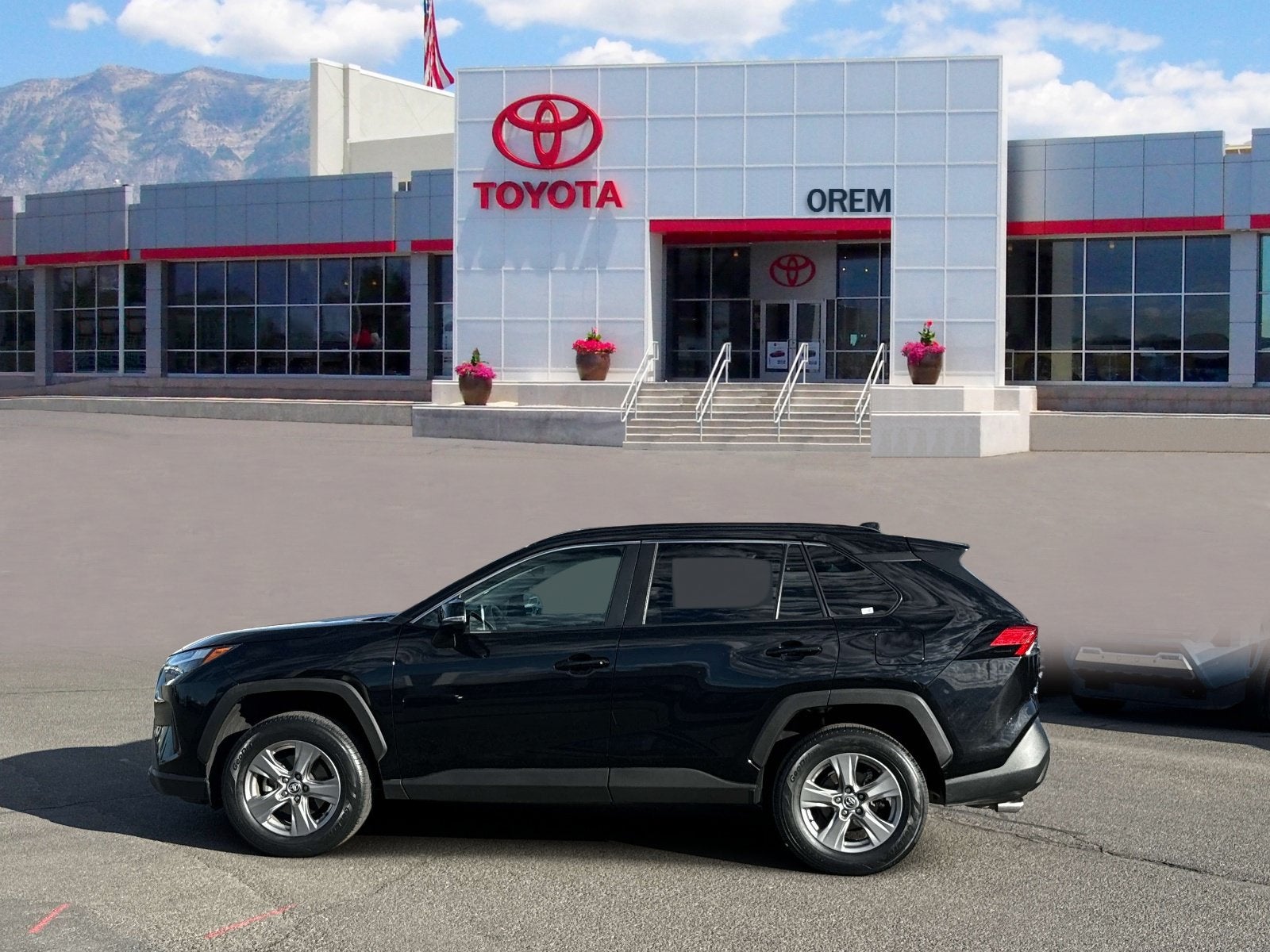 2024 Toyota RAV4 XLE - Photo 7