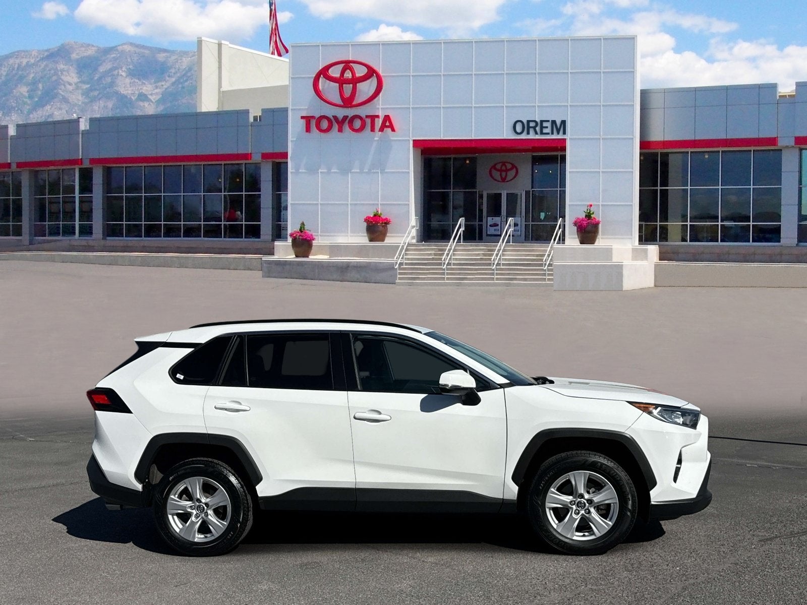 2020 Toyota RAV4 XLE