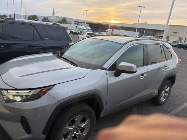 2022 Toyota RAV4 HYBRID Hybrid XLE