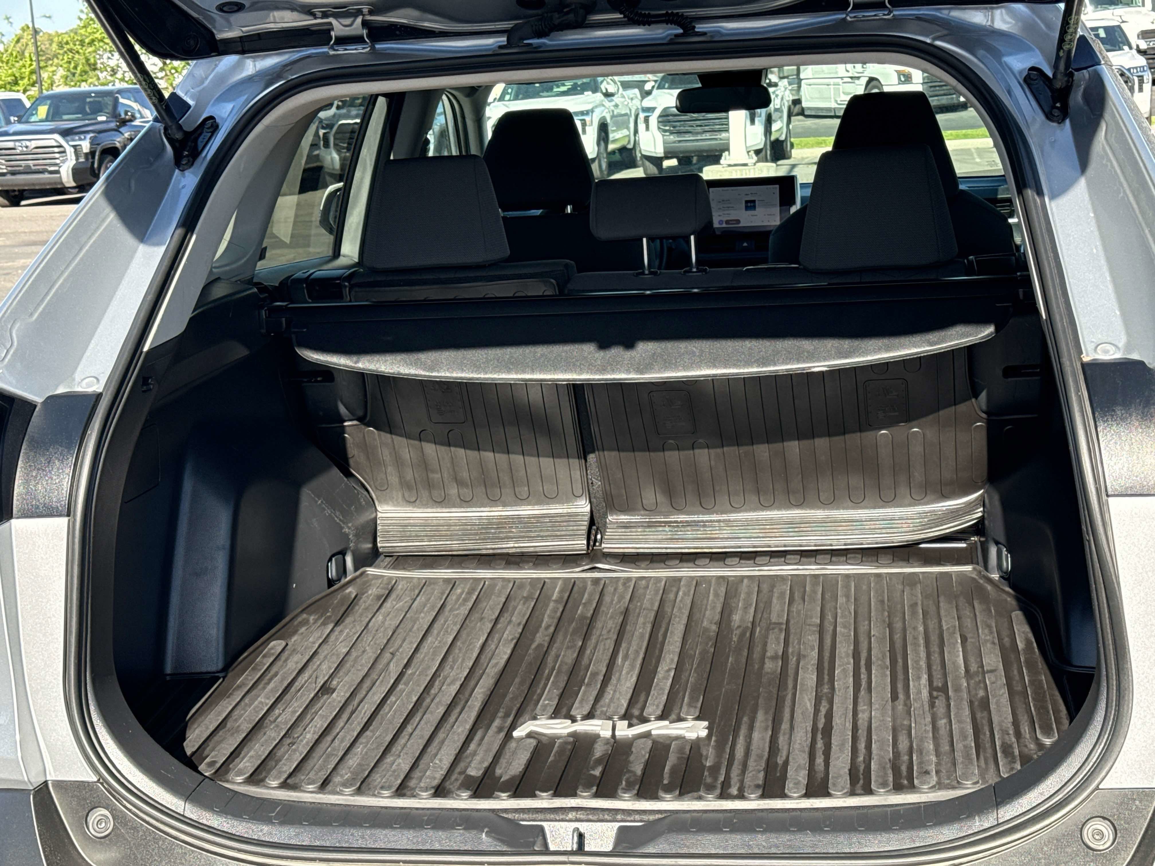 2024 Toyota RAV4 Hybrid Hybrid XLE