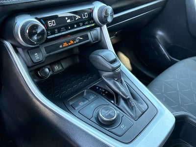 2024 Toyota RAV4 Hybrid Hybrid XLE