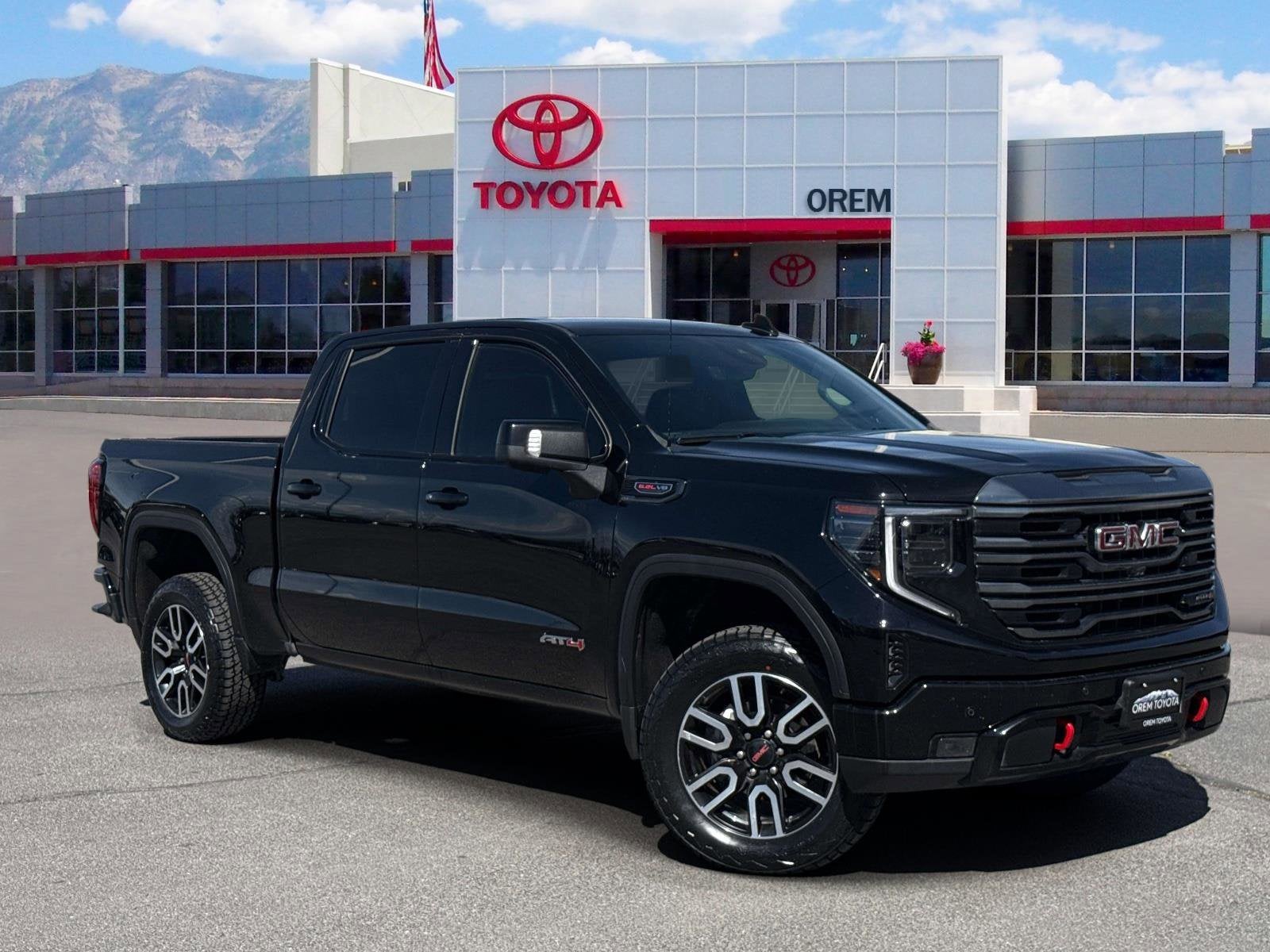 2024 GMC Sierra AT4