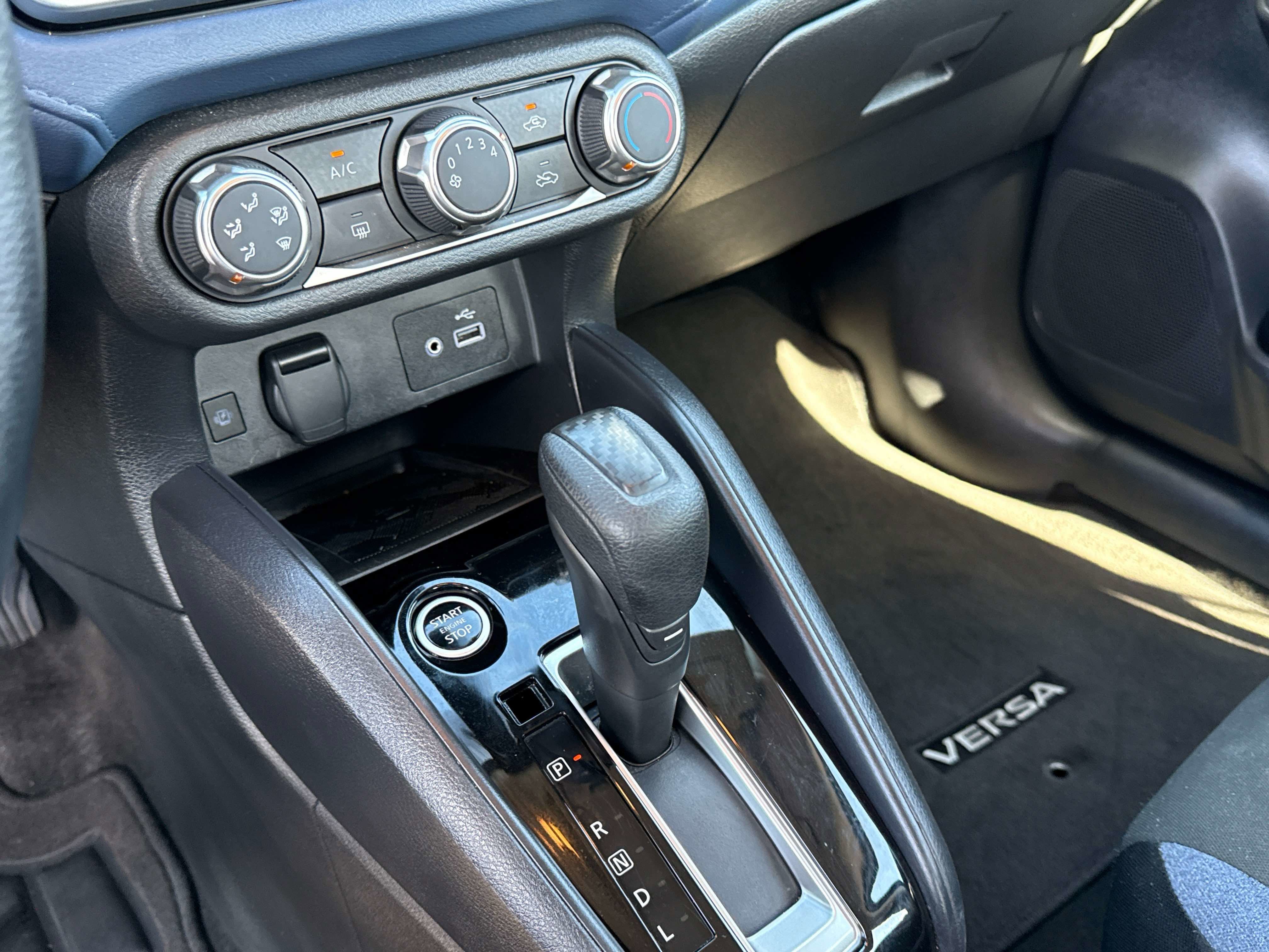 2025 Nissan Versa SV