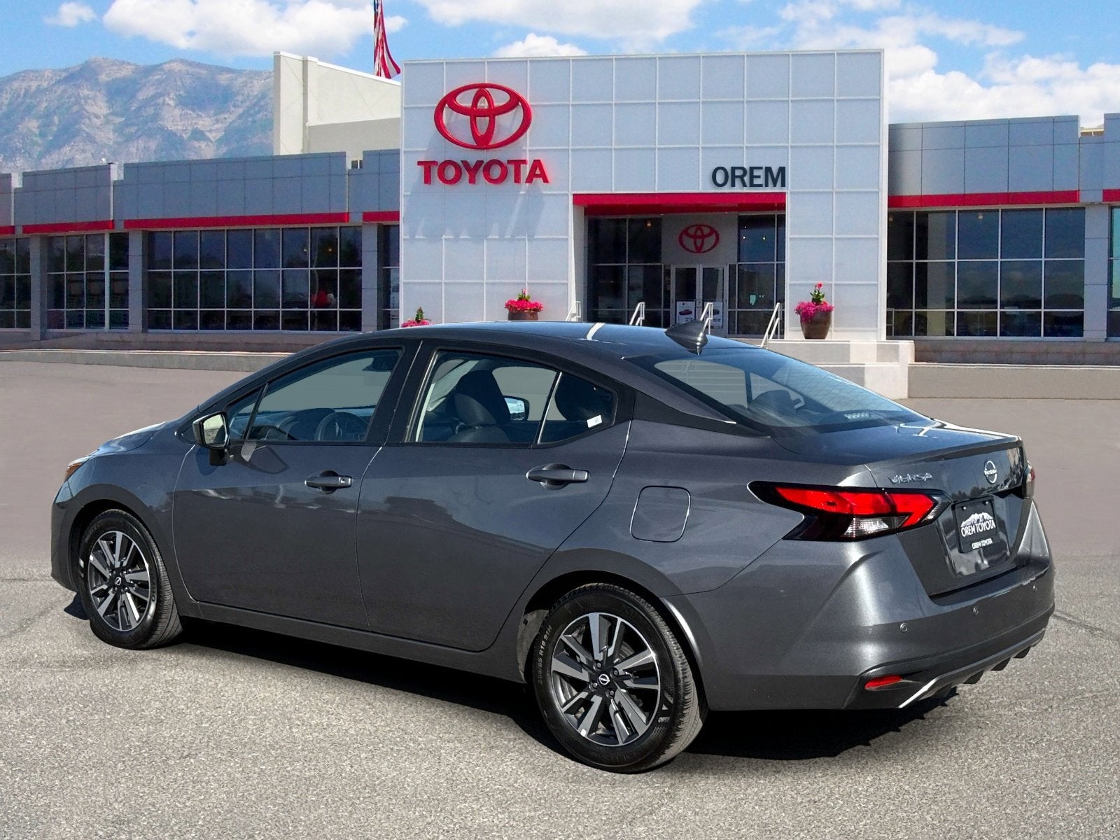2025 Nissan Versa SV