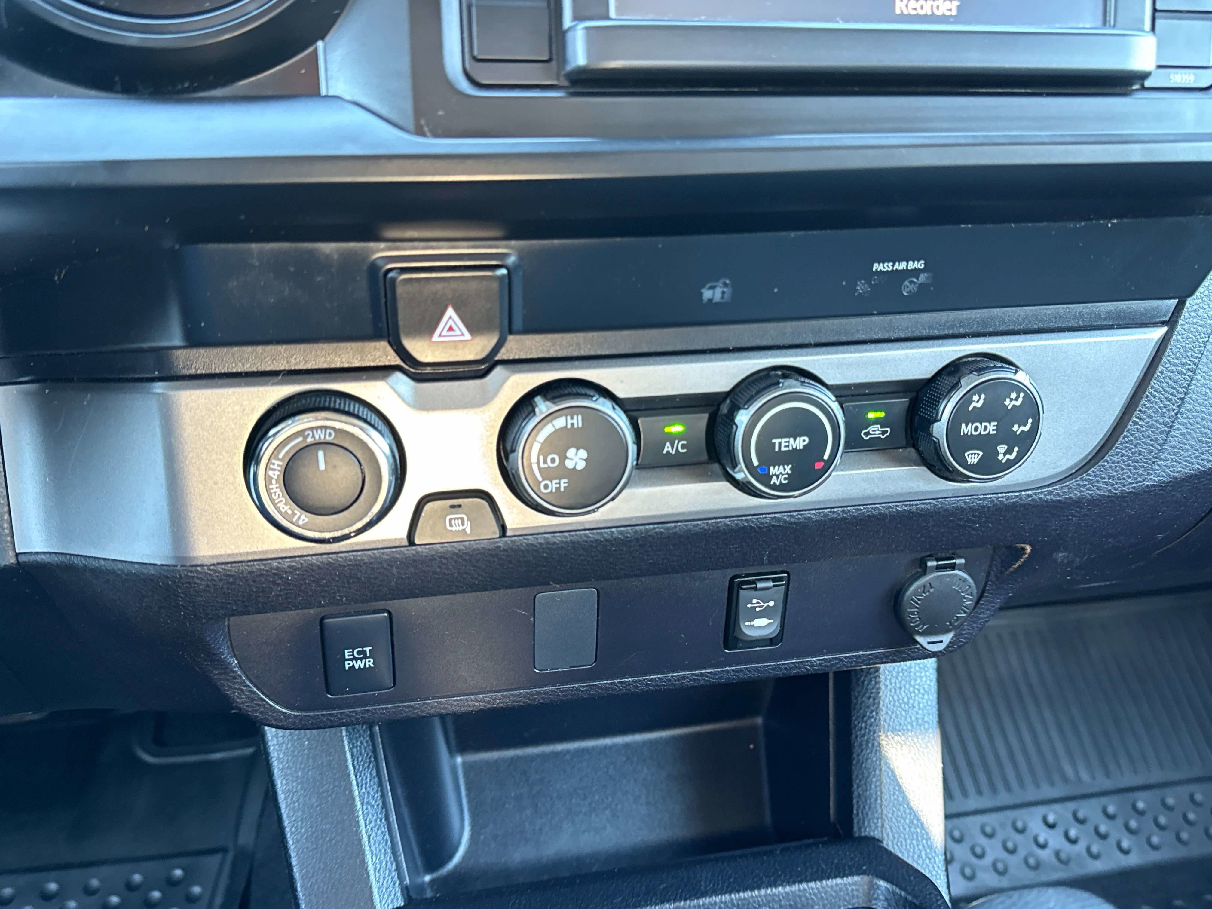 2019 Toyota TACOMA SR SR