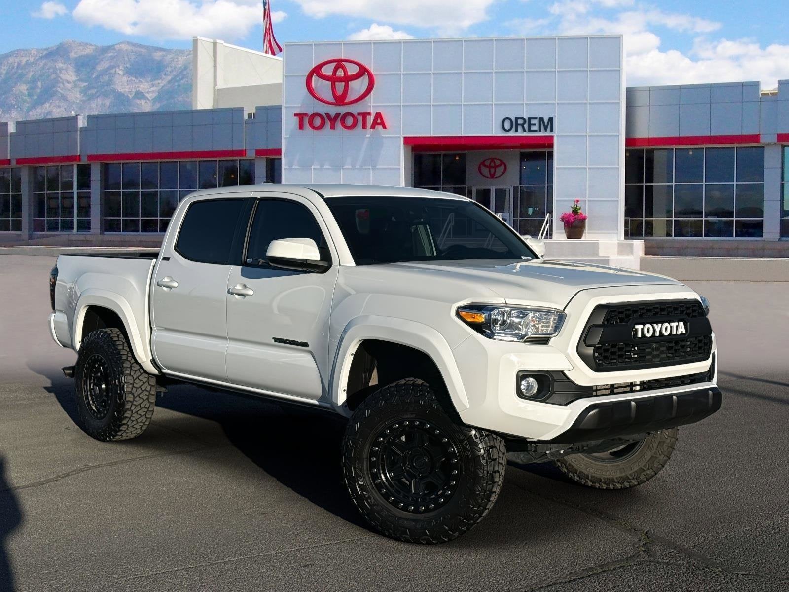 2023 Toyota TACOMA SR5 SR5