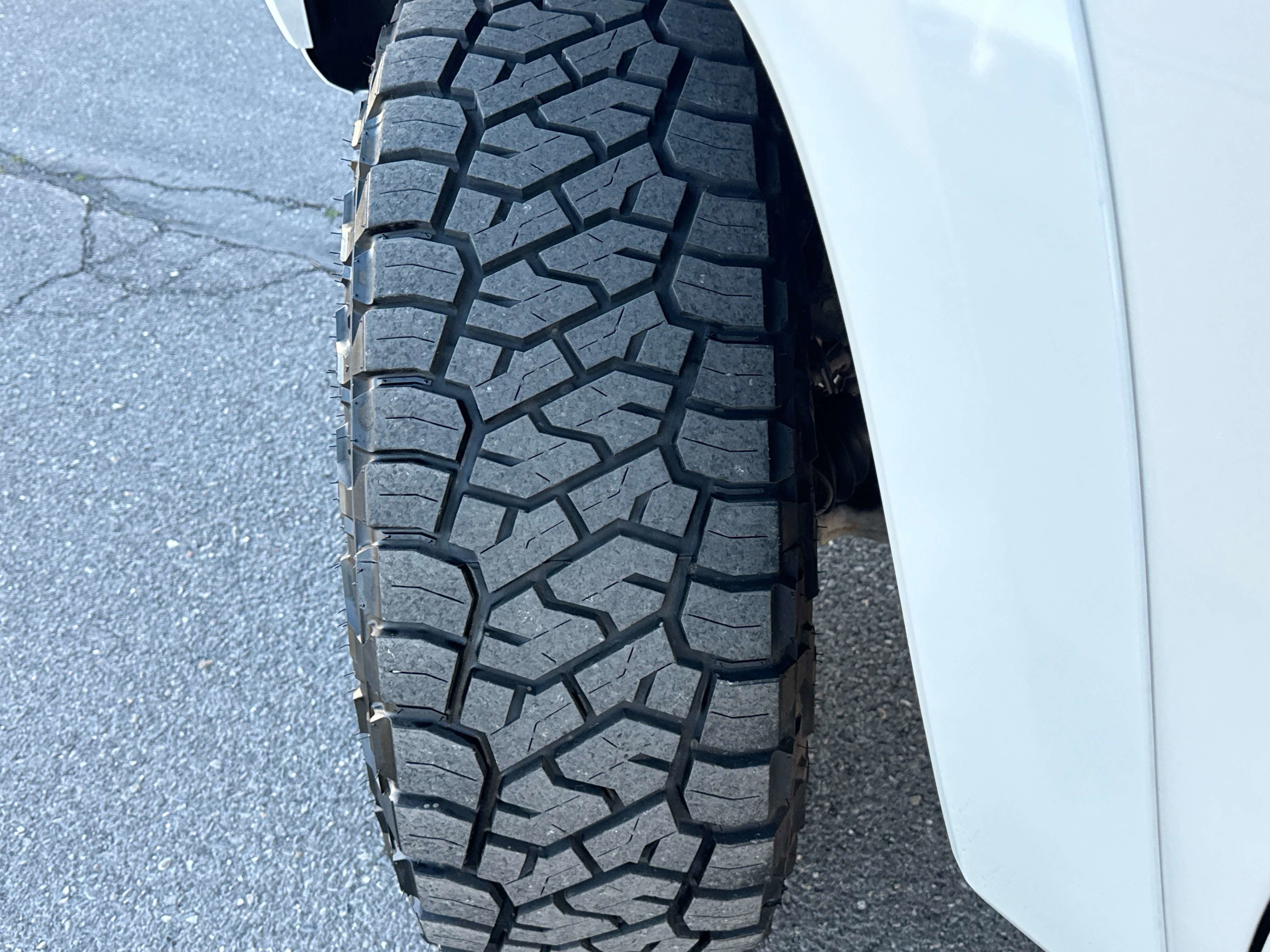 2023 Toyota TACOMA SR5 SR5