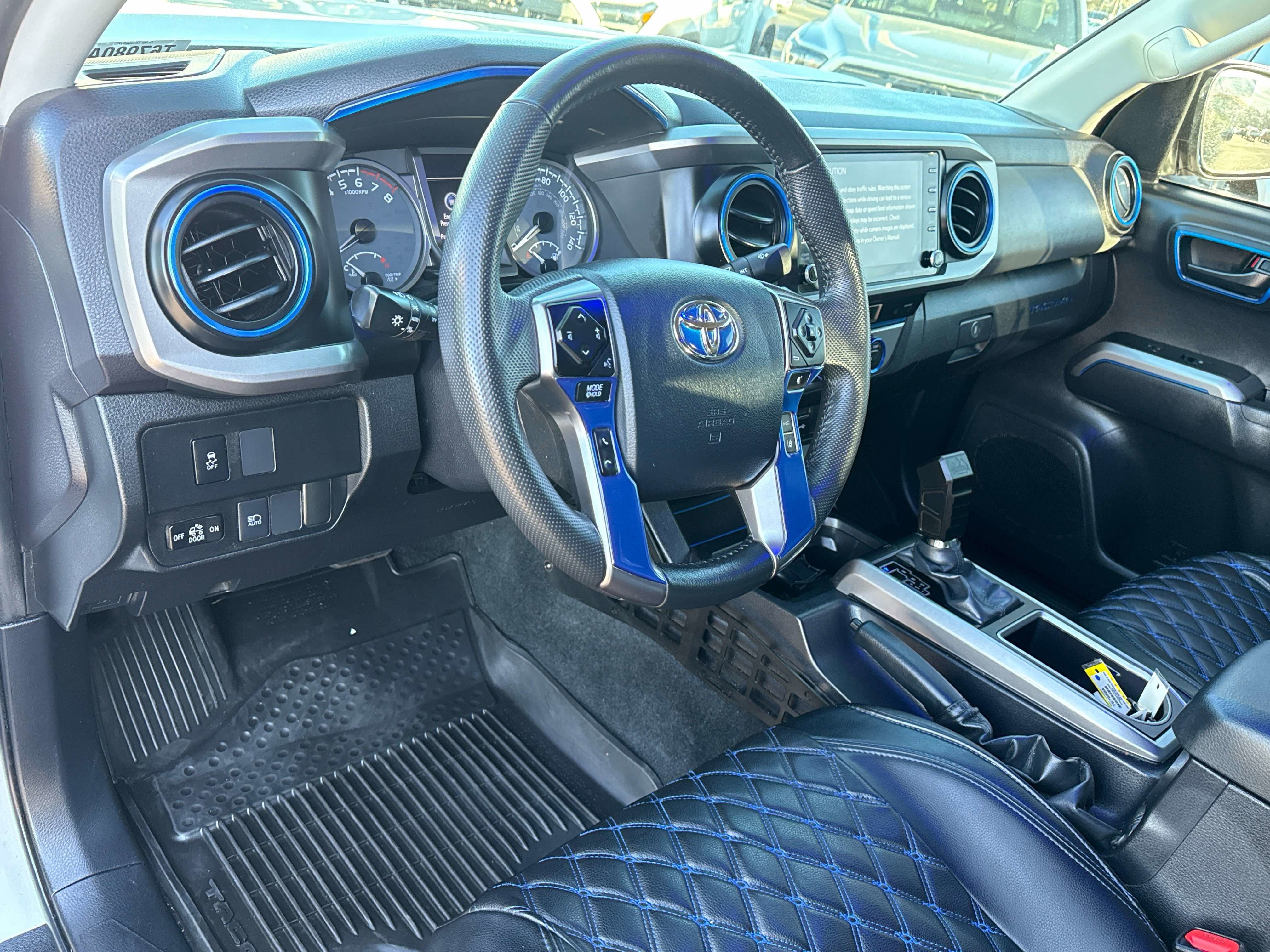 2023 Toyota TACOMA SR5 SR5