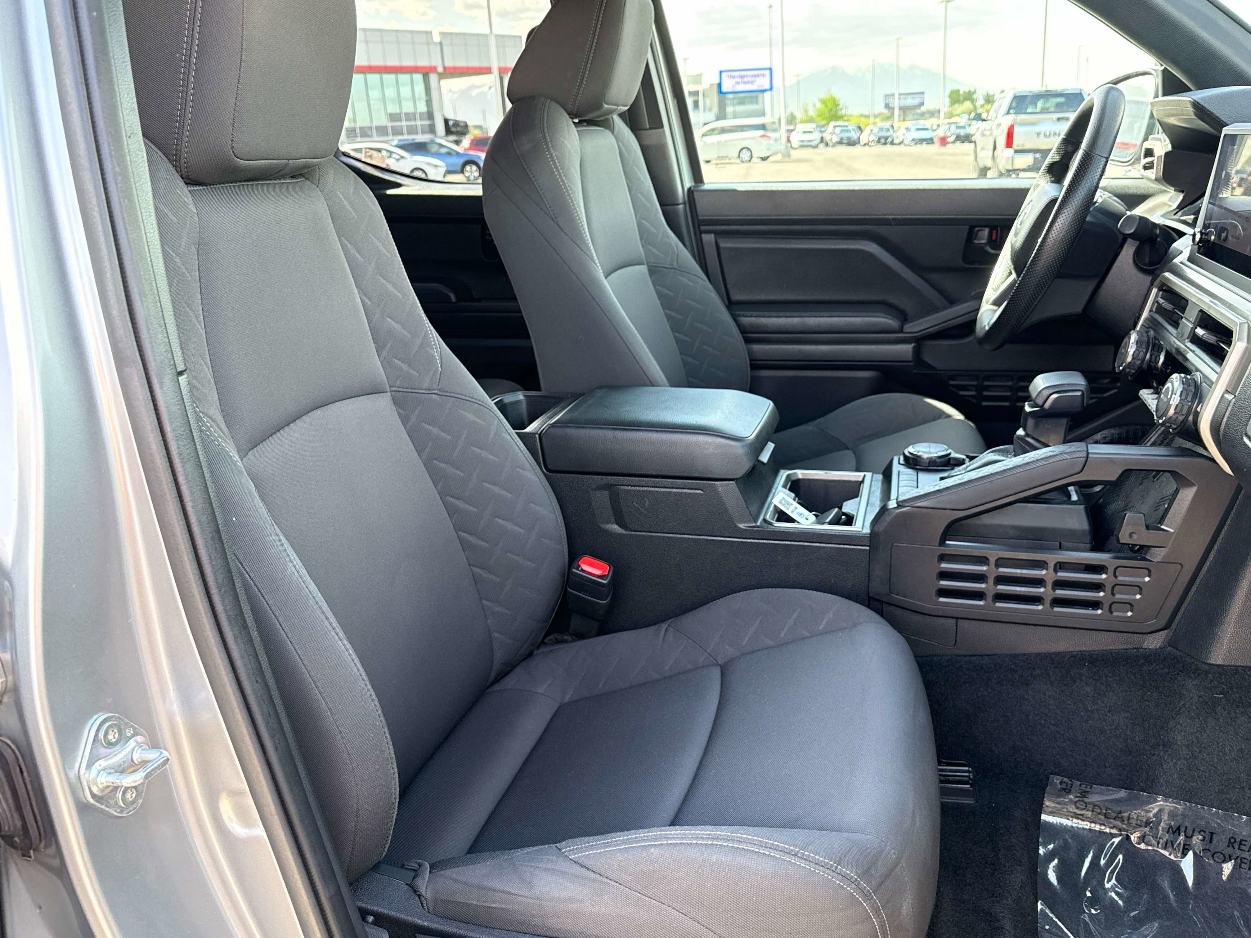 2024 Toyota TACOMA SR5 SR5