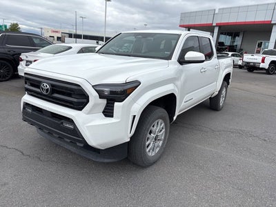2024 Toyota TACOMA SR5 SR5