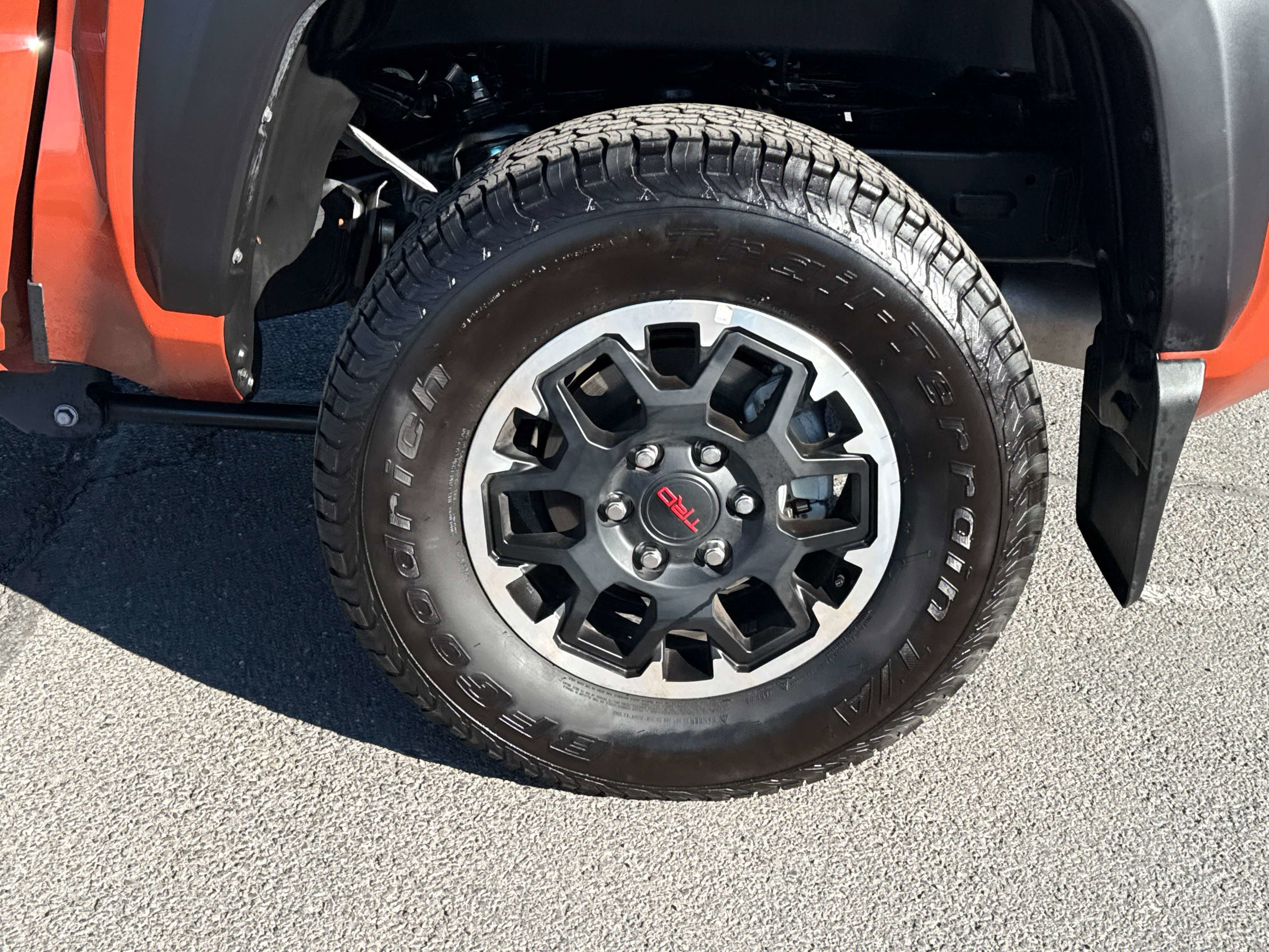 2025 Toyota TACOMA TRD OFFRD TRD Off Road