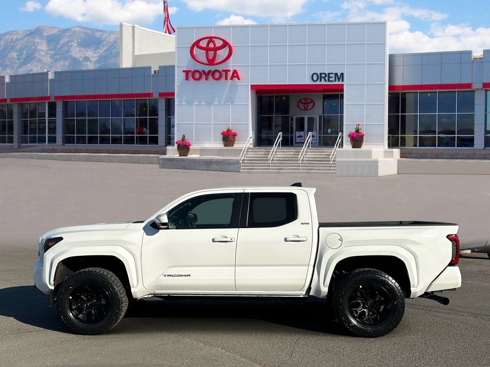 2025 Toyota Tacoma SR5
