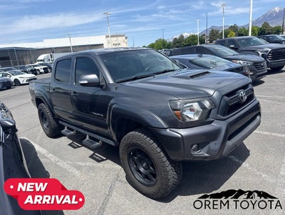 2015 Toyota TACOMA 4WD Double Cab V6 AT (Natl)