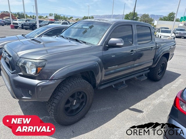 2015 Toyota TACOMA 4WD Double Cab V6 AT (Natl)