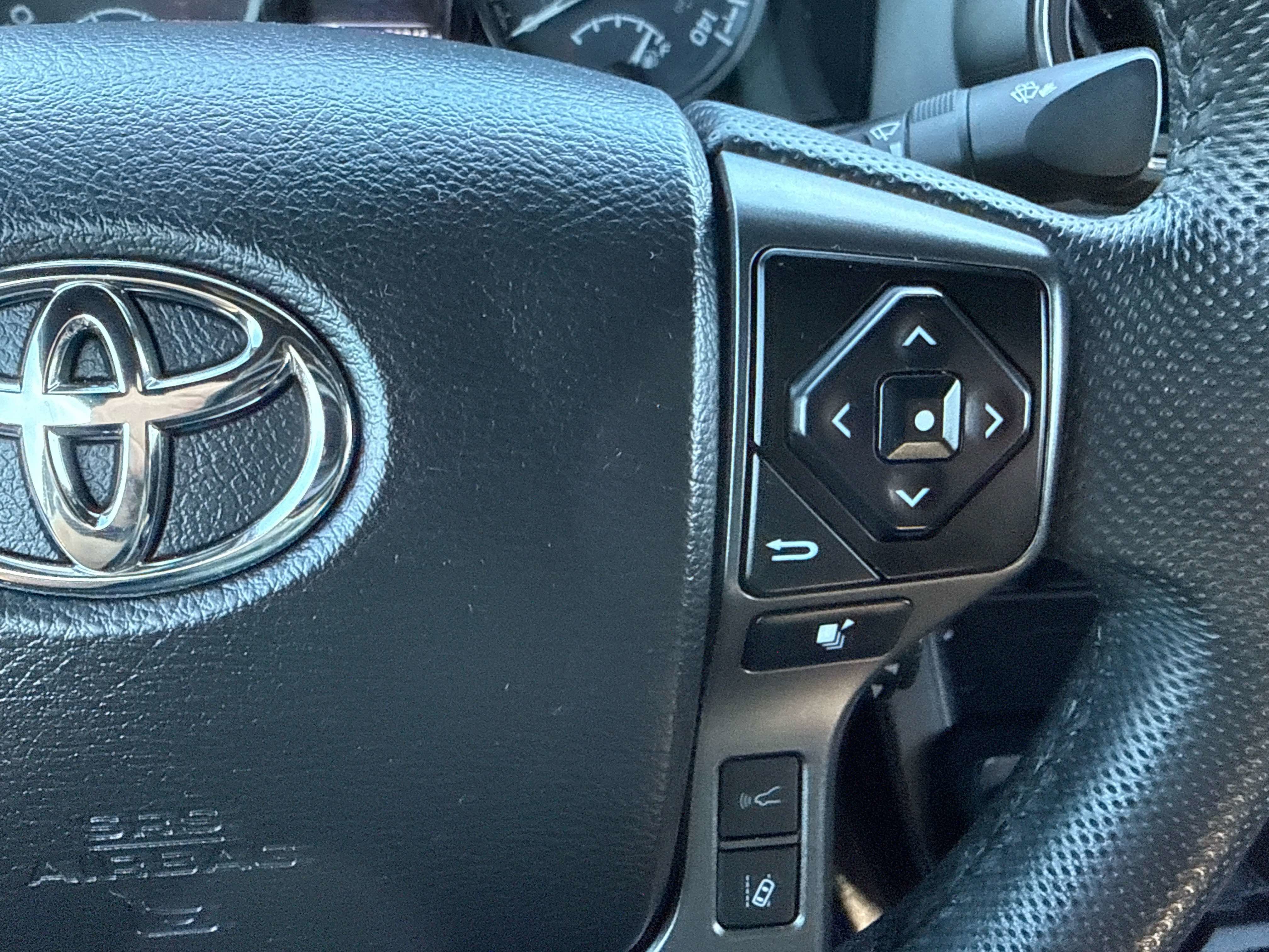 2022 Toyota TACOMA TRD OFFRD TRD Off Road
