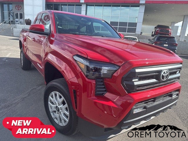 2025 Toyota TACOMA SR5 SR5