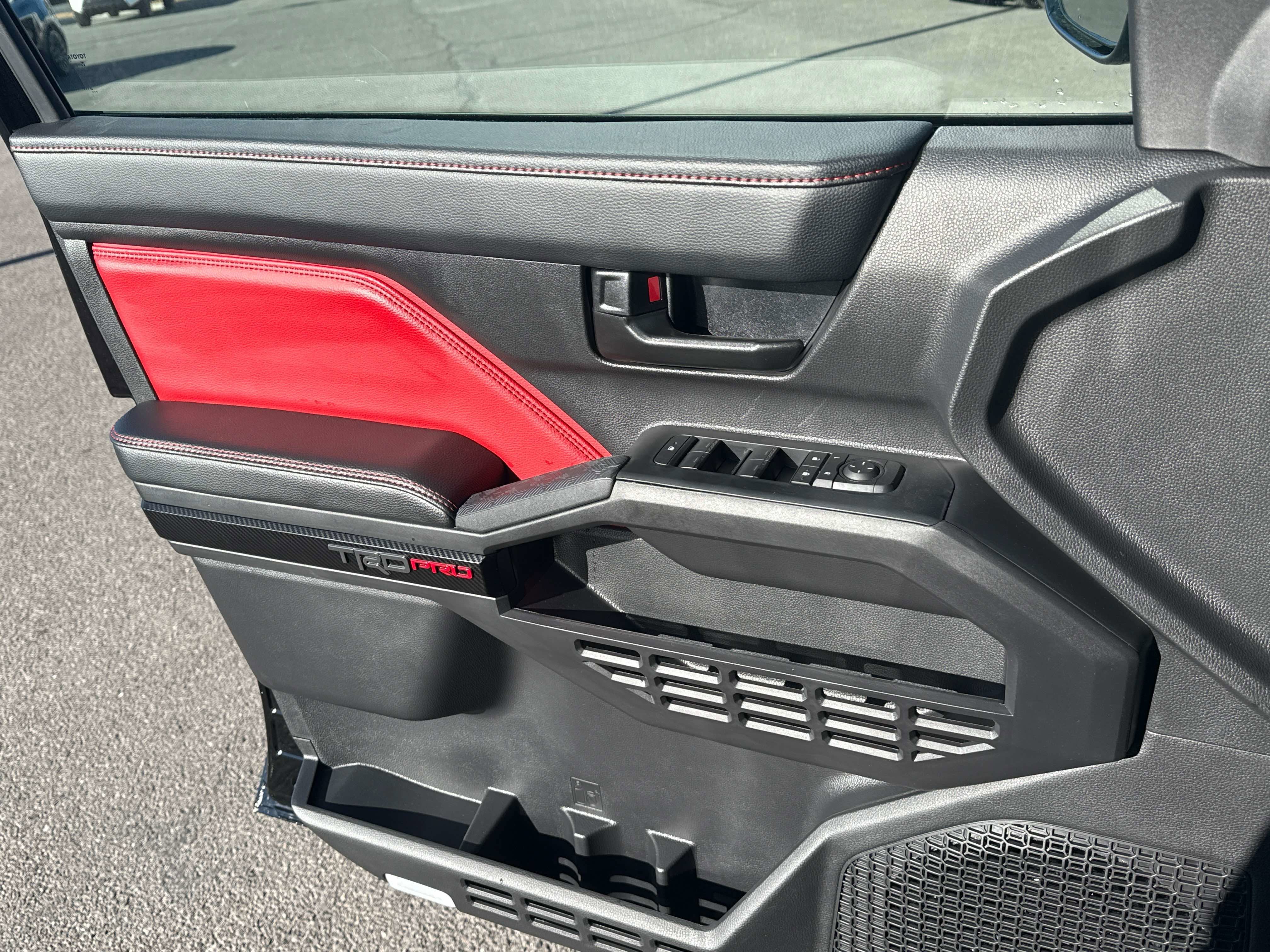 2026 Toyota Tacoma i-FORCE MAX TRD Pro