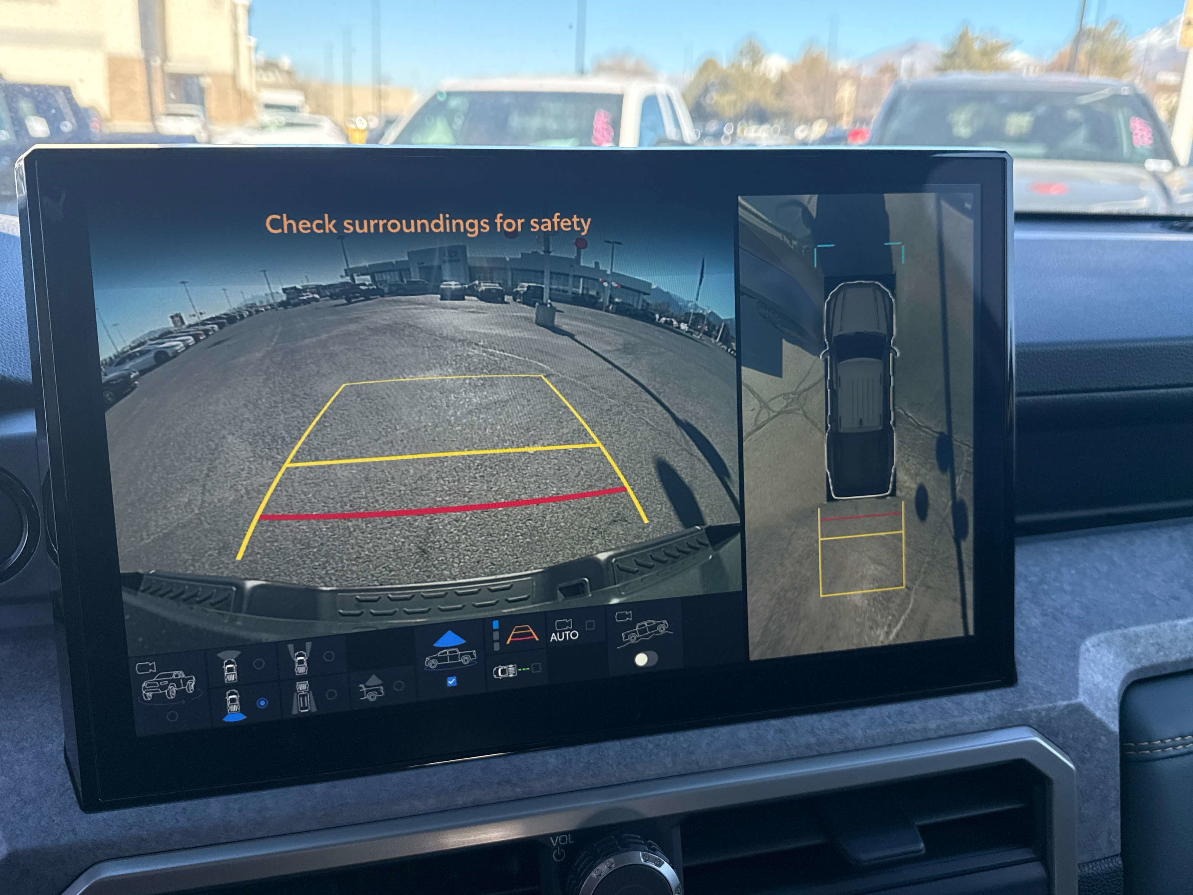 2026 Toyota Tacoma i-FORCE MAX Trailhunter