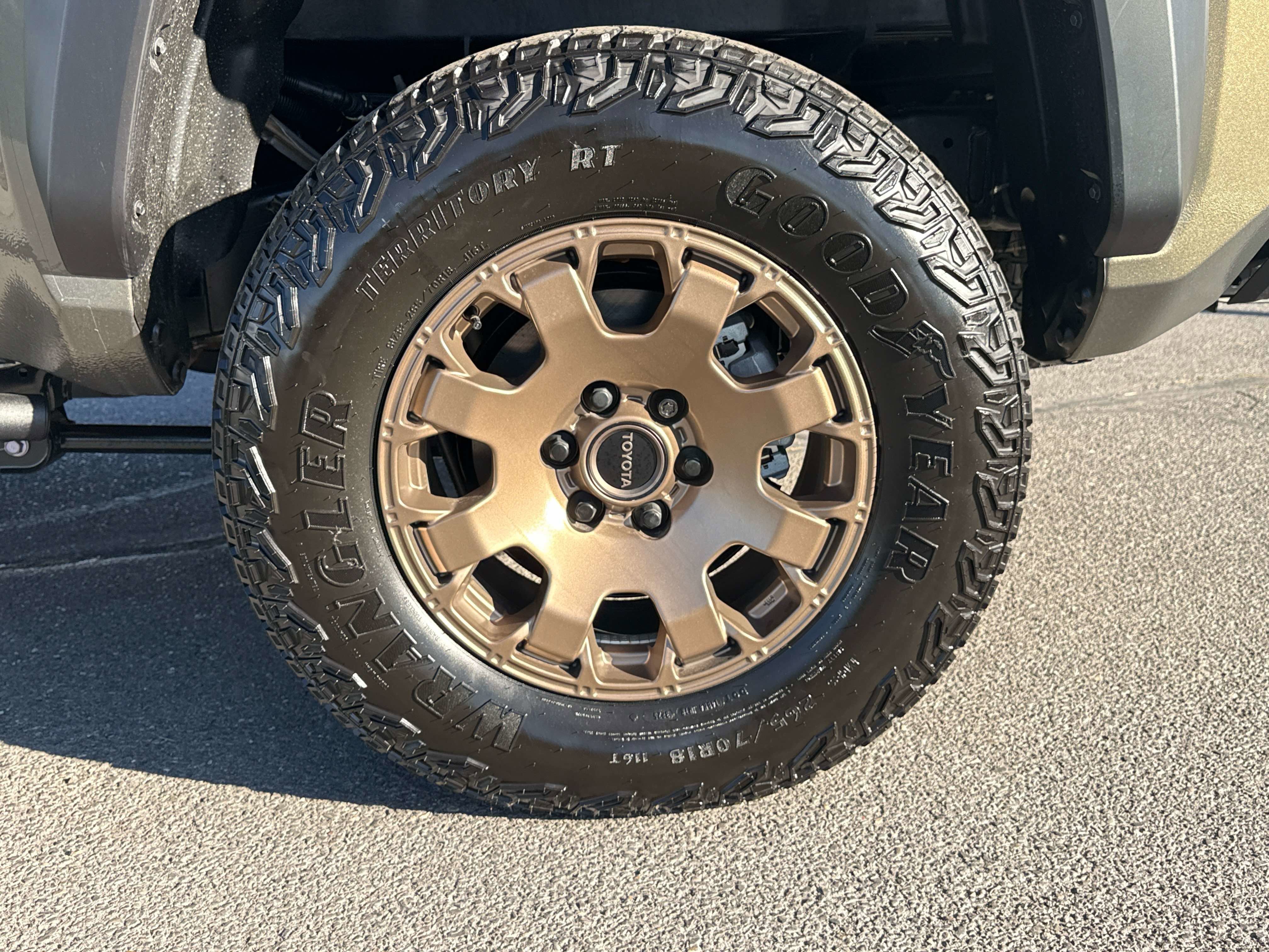 2026 Toyota Tacoma i-FORCE MAX Trailhunter