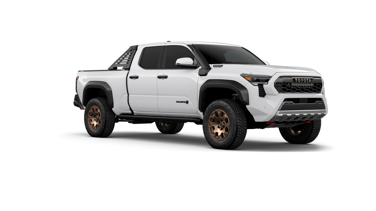 2026 Toyota Tacoma i-FORCE MAX Trailhunter