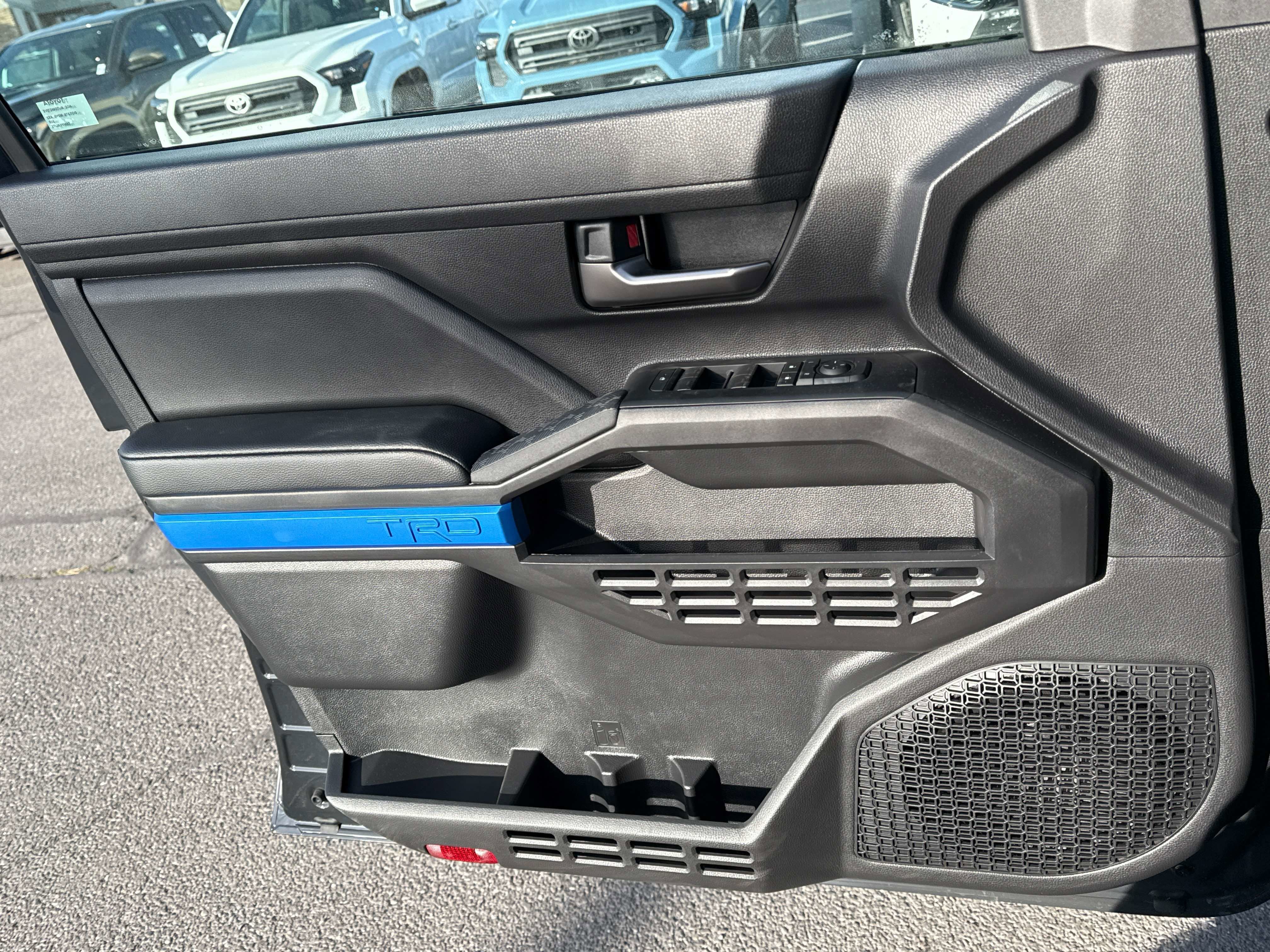 2026 Toyota Tacoma i-FORCE MAX TRD Off-Road i-FORCE MAX