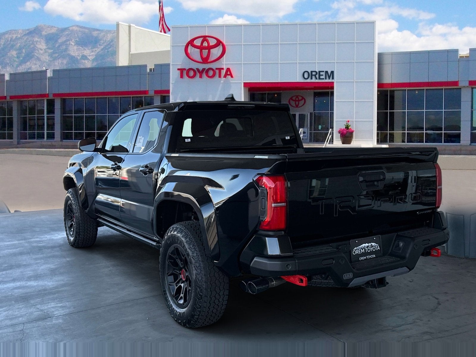 2026 Toyota Tacoma i-FORCE MAX TRD Pro