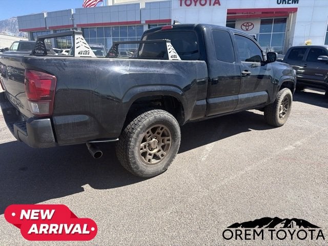 2022 Toyota Tacoma SR