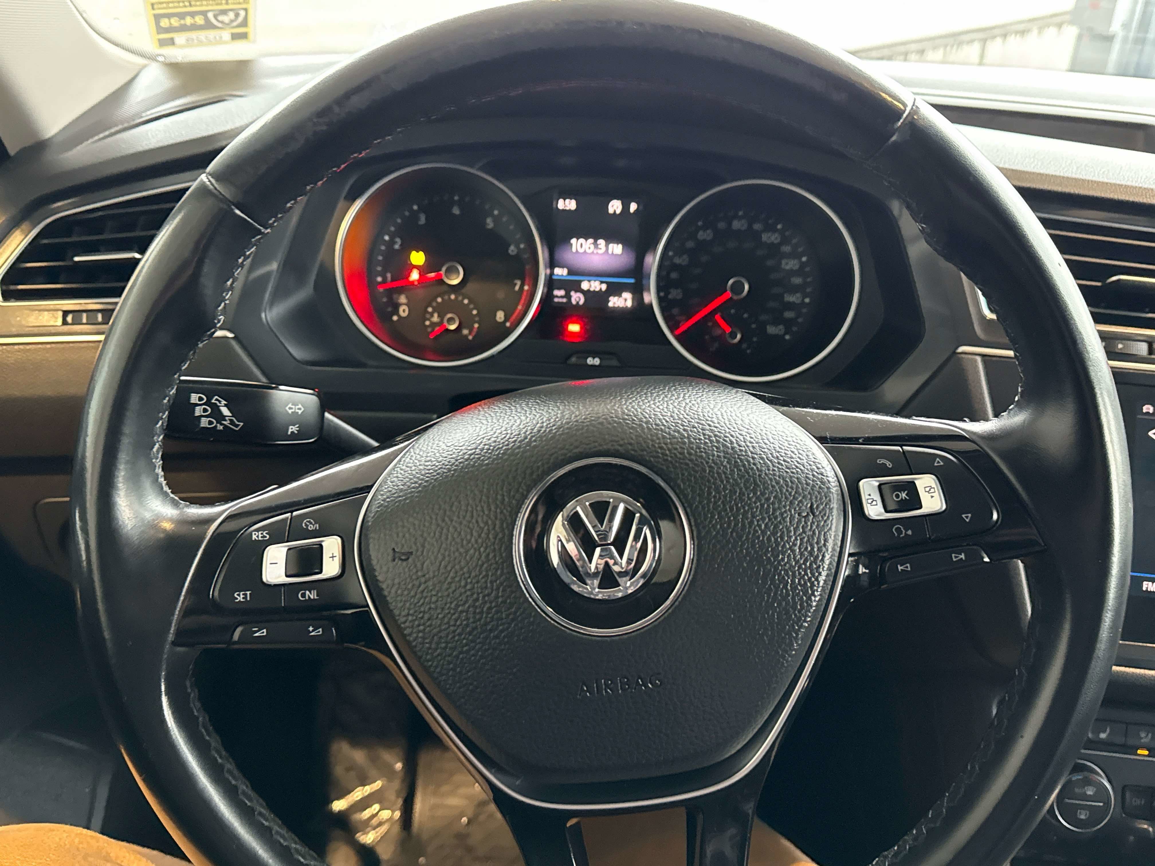 2018 Volkswagen Tiguan SE