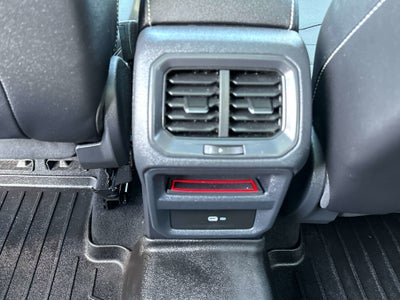 2023 Volkswagen Taos SEL