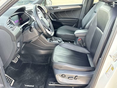 2022 Volkswagen Tiguan SE R-Line Black