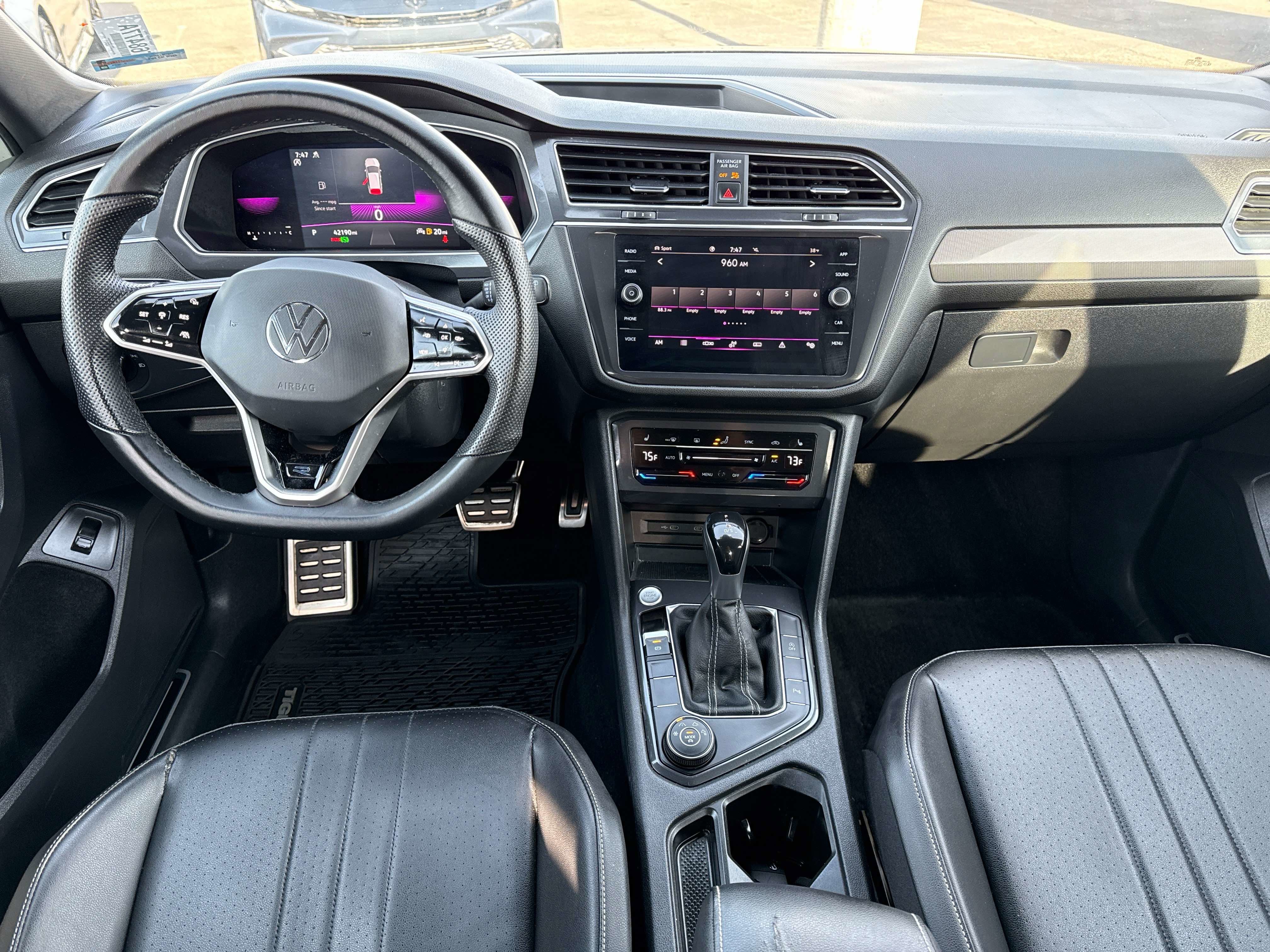 2022 Volkswagen Tiguan SE R-Line Black