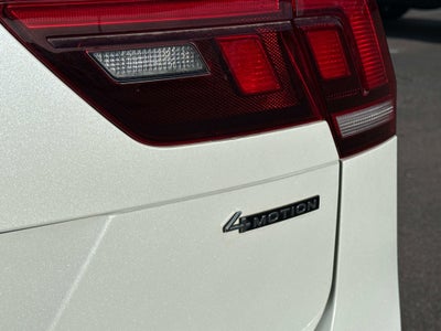 2022 Volkswagen Tiguan SE R-Line Black