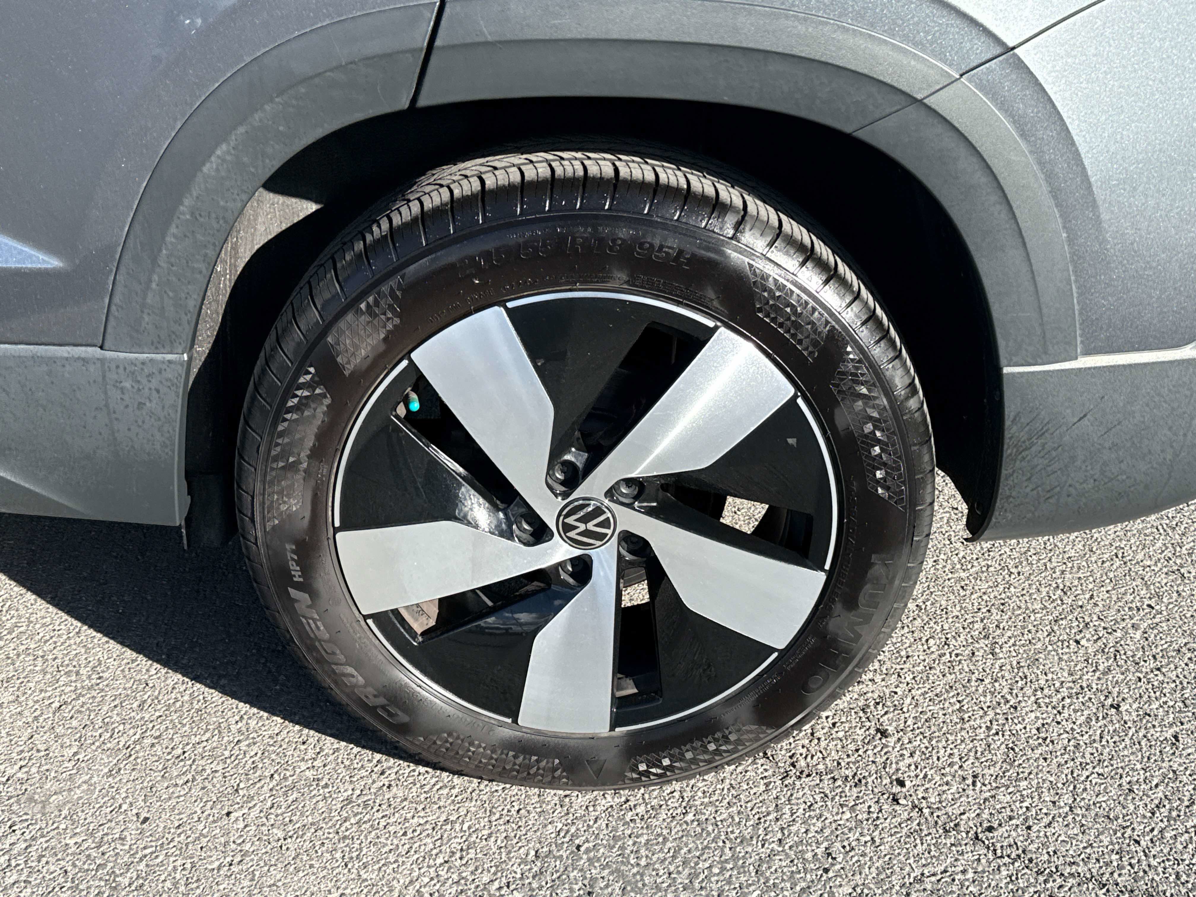 2025 Volkswagen Taos S