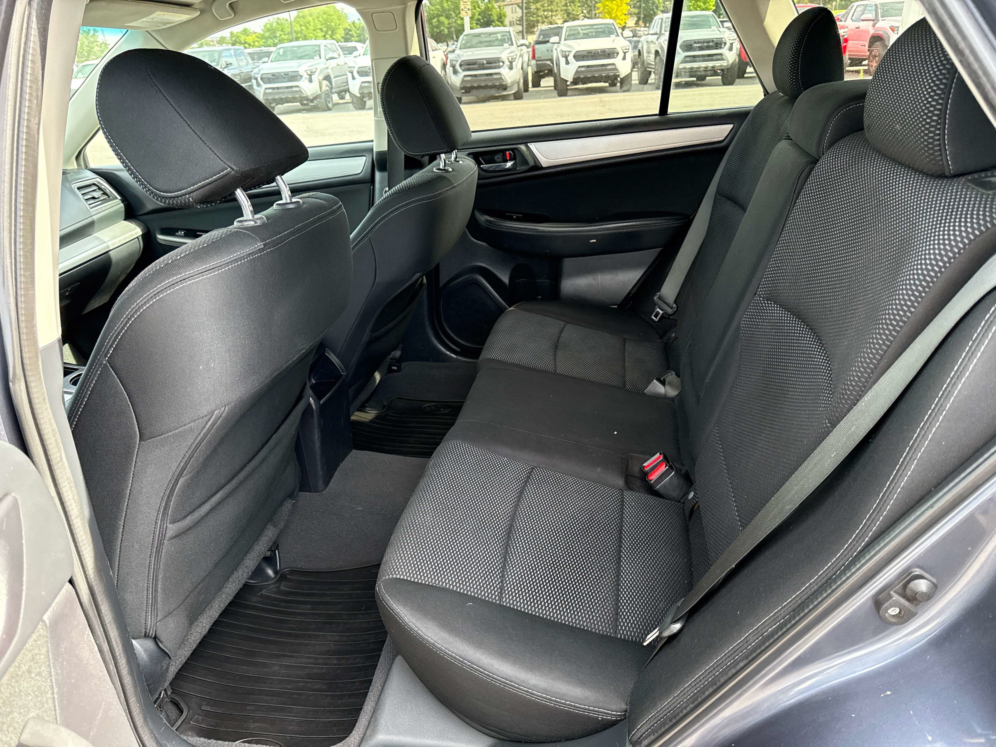 2015 Subaru Outback Premium - Photo 13