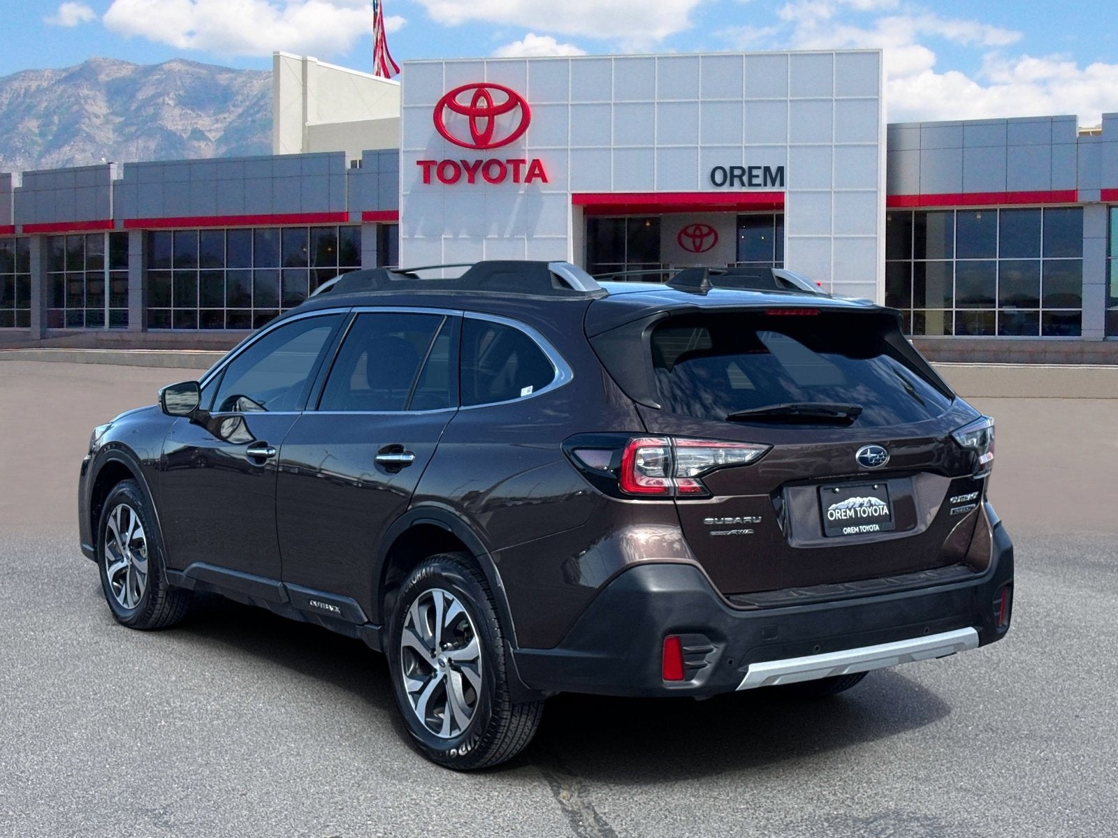 2021 Subaru Outback Touring XT