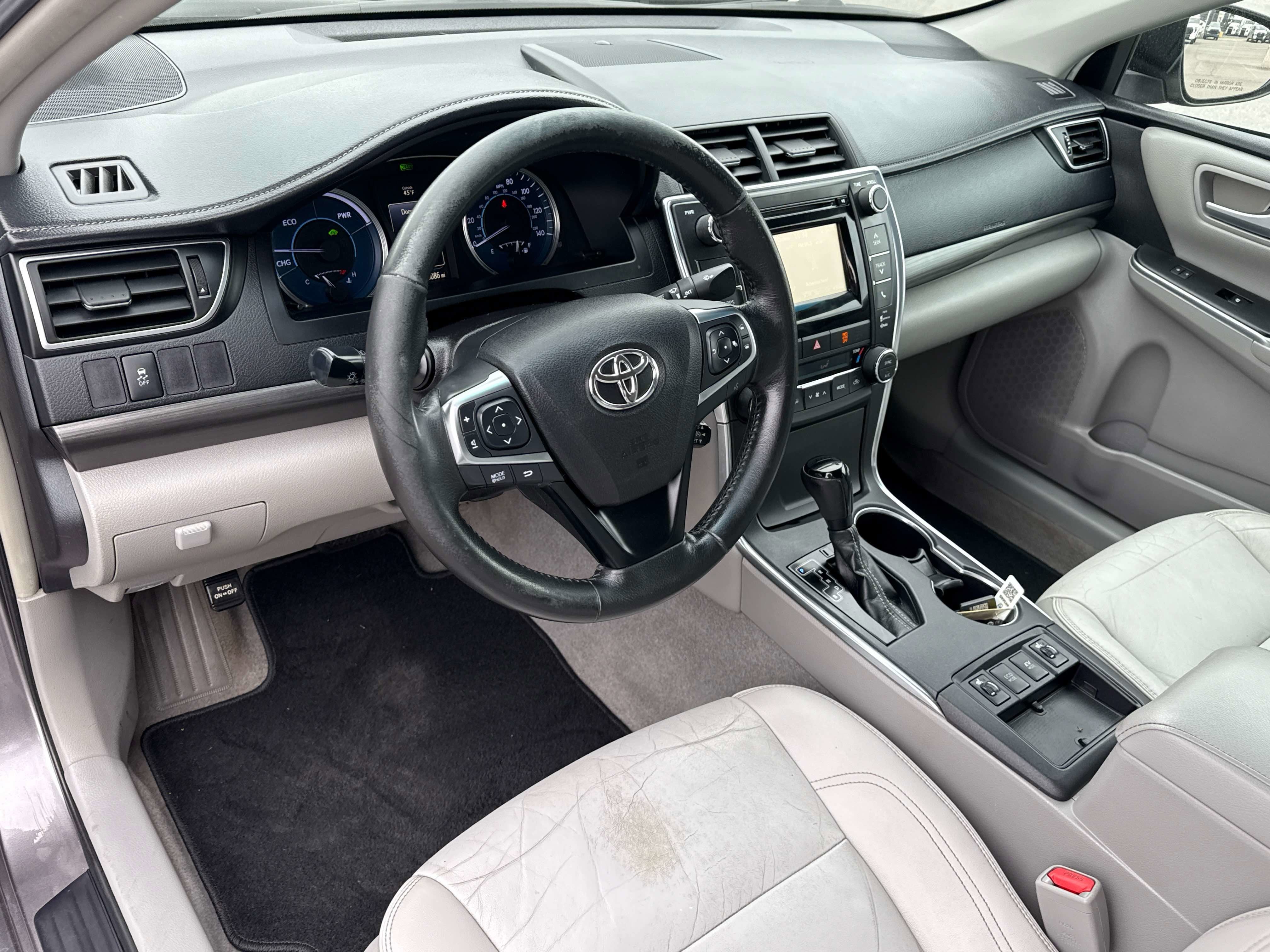 2015 Toyota CAMRY XLE