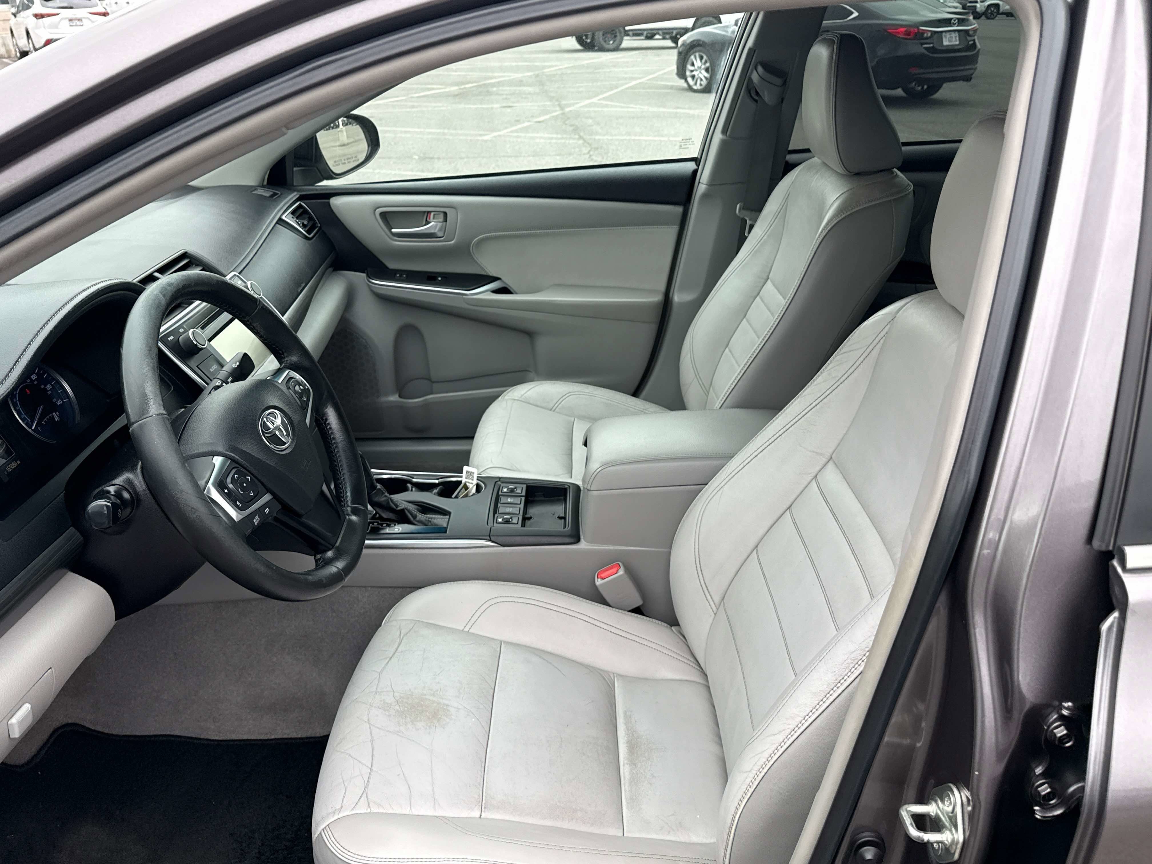 2015 Toyota CAMRY XLE
