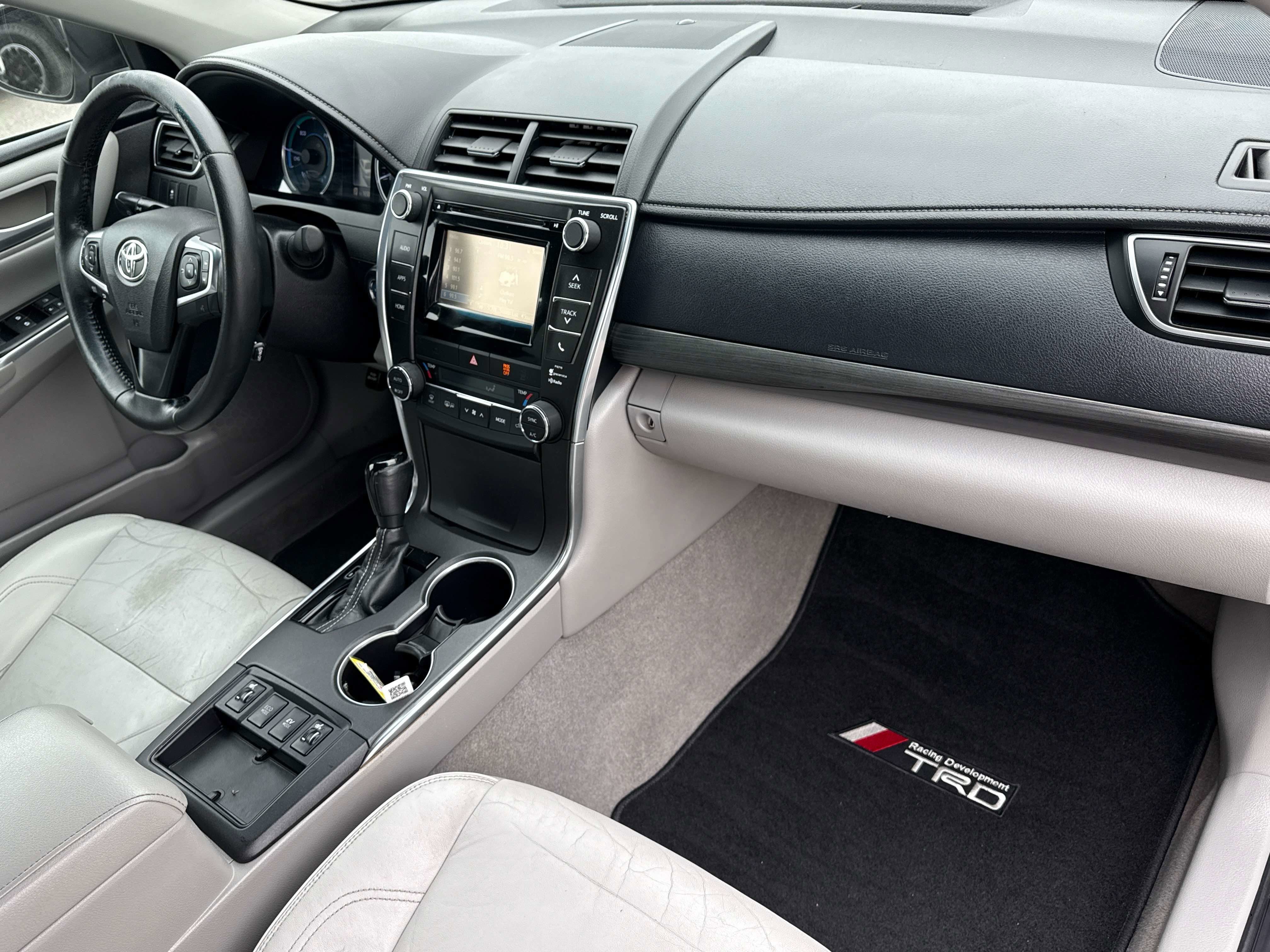 2015 Toyota CAMRY XLE
