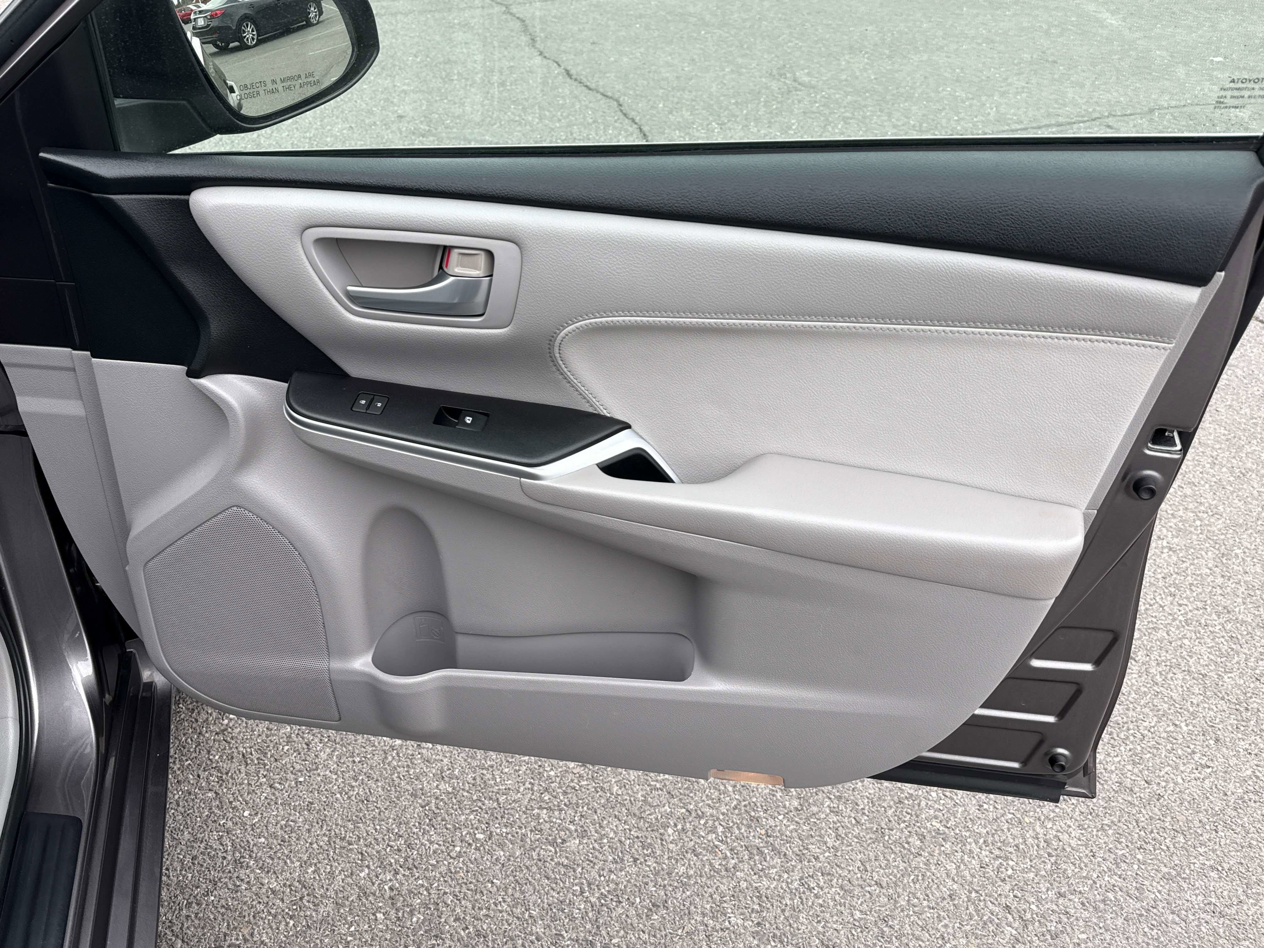 2015 Toyota CAMRY XLE