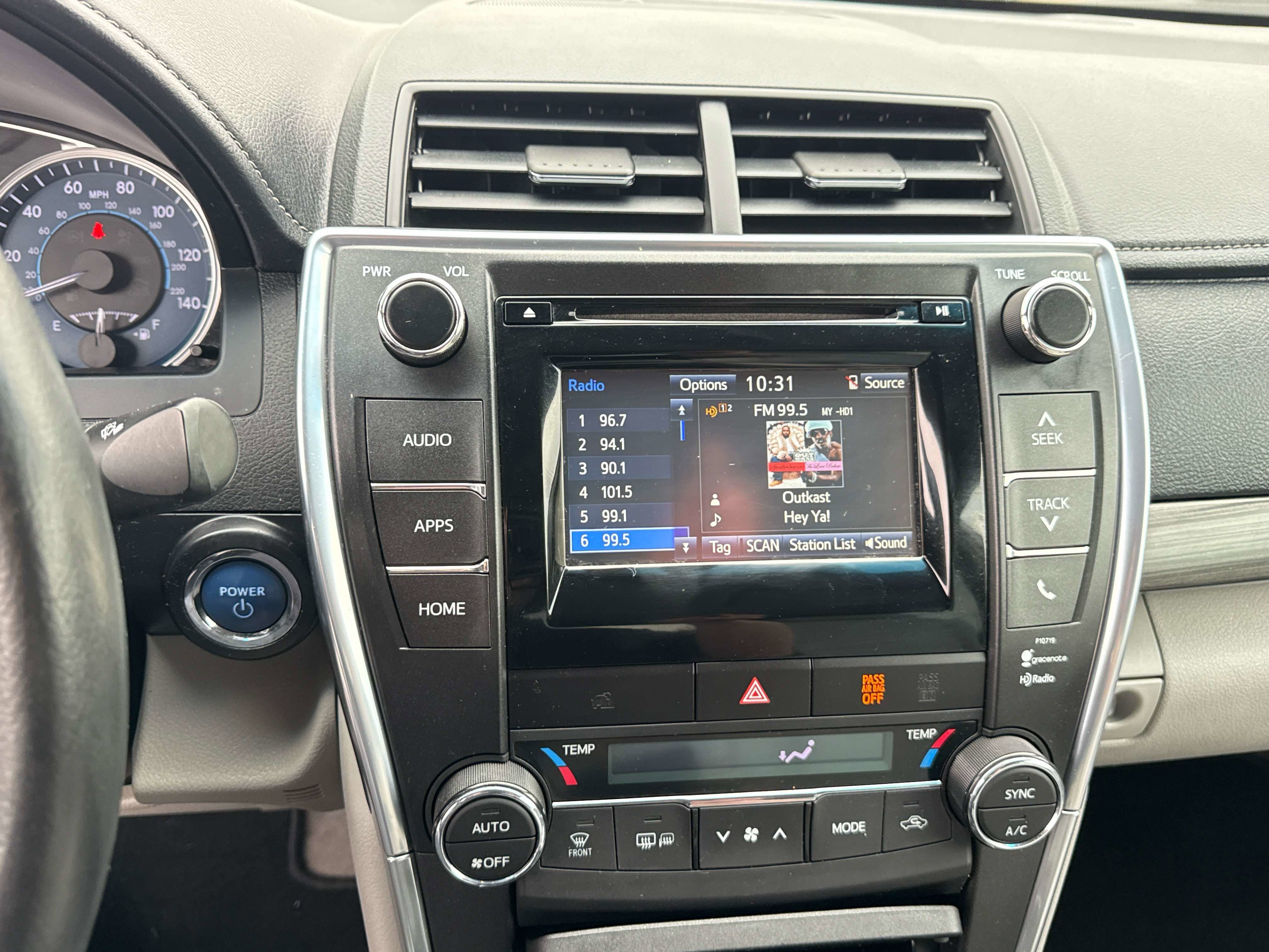 2015 Toyota CAMRY XLE