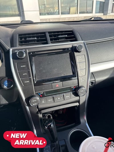 2016 Toyota CAMRY SE