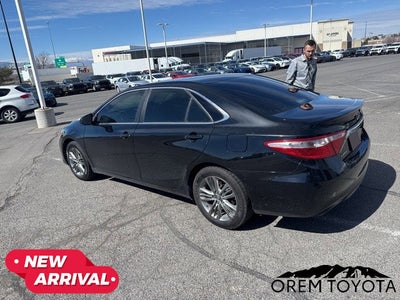 2017 Toyota CAMRY SE