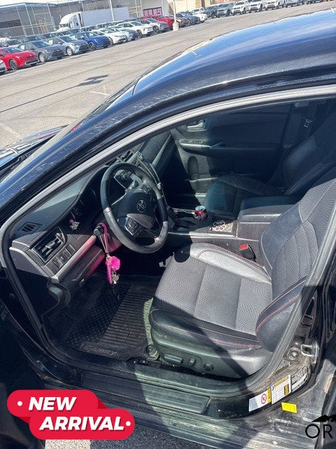 2017 Toyota CAMRY SE