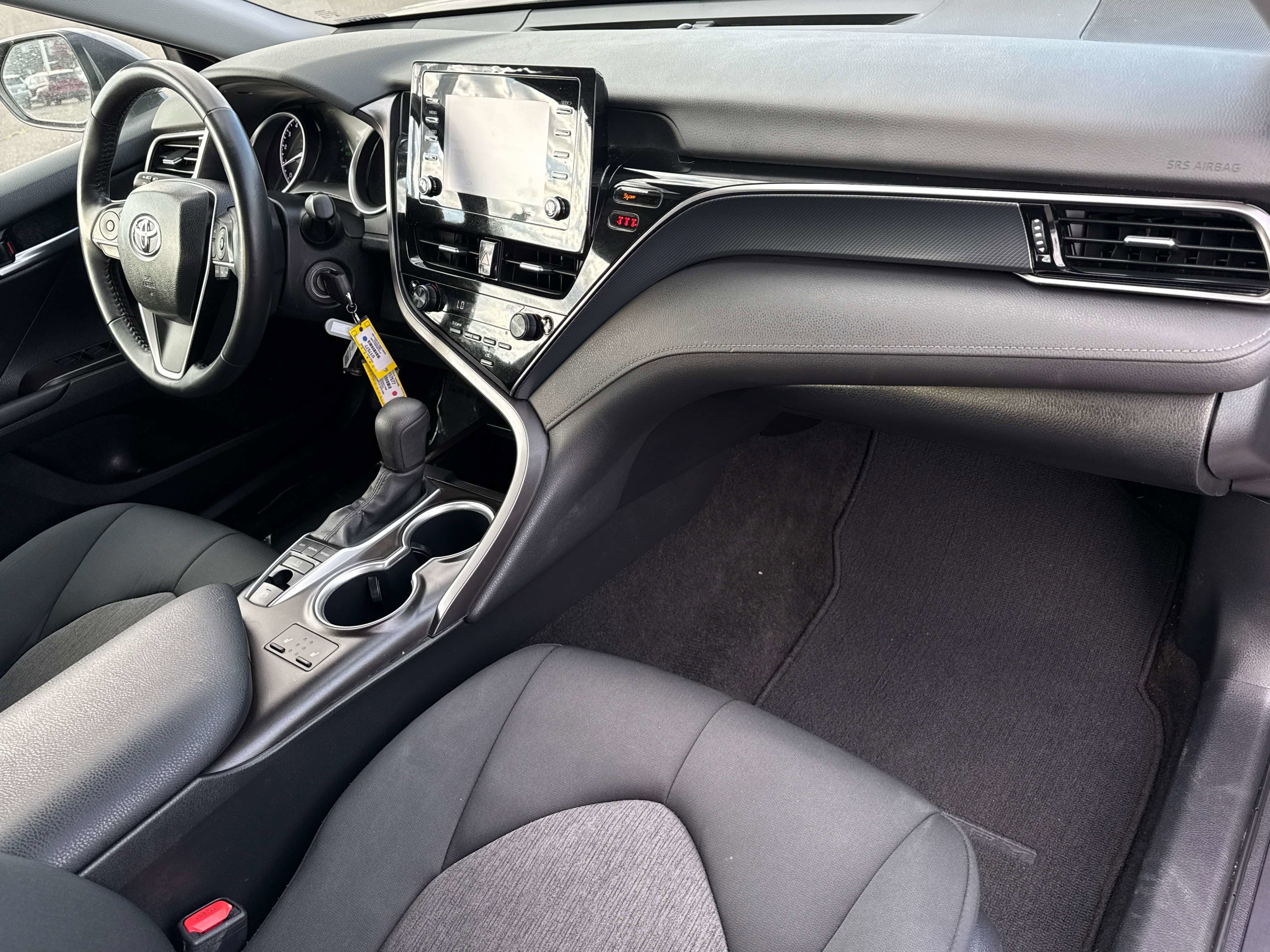 2024 Toyota CAMRY LE