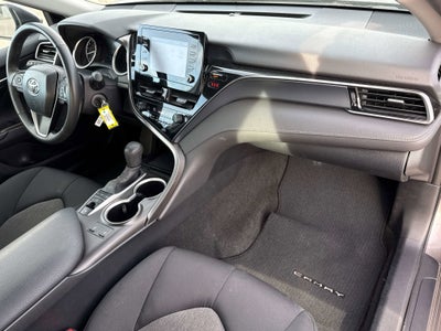 2024 Toyota CAMRY LE