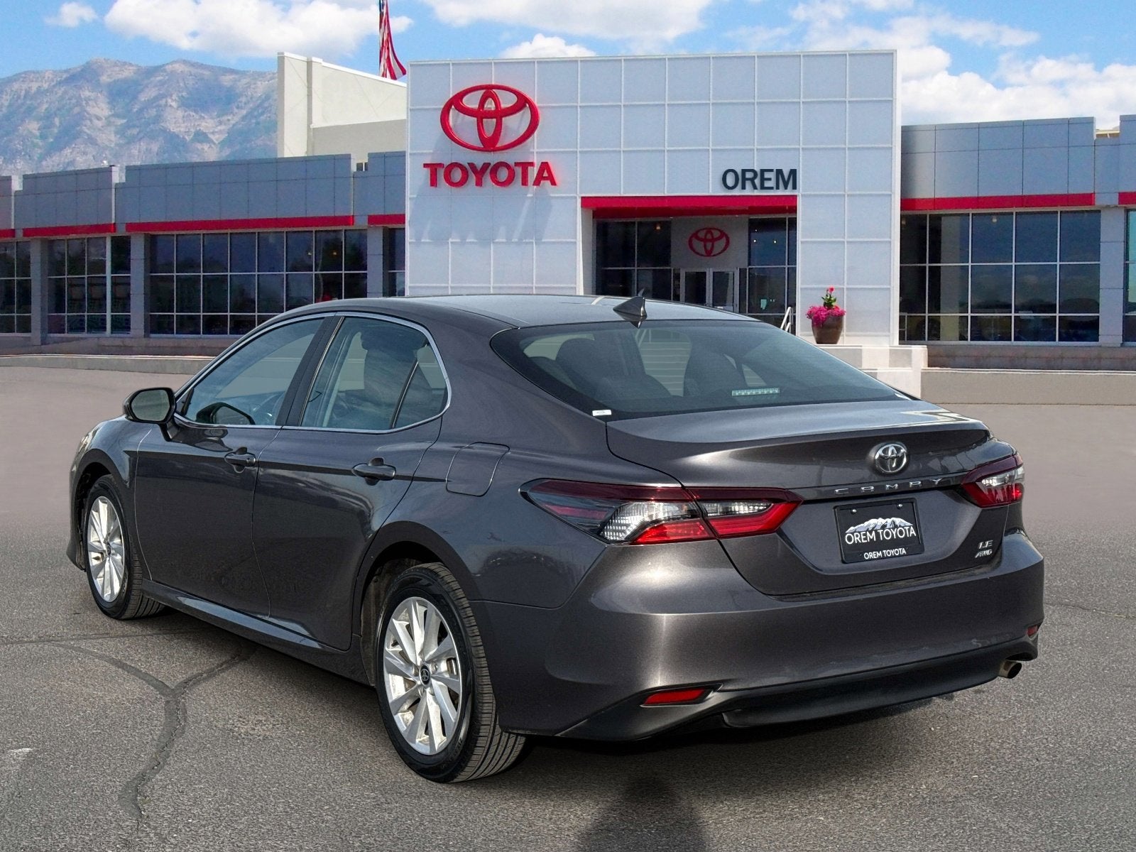 2024 Toyota CAMRY LE