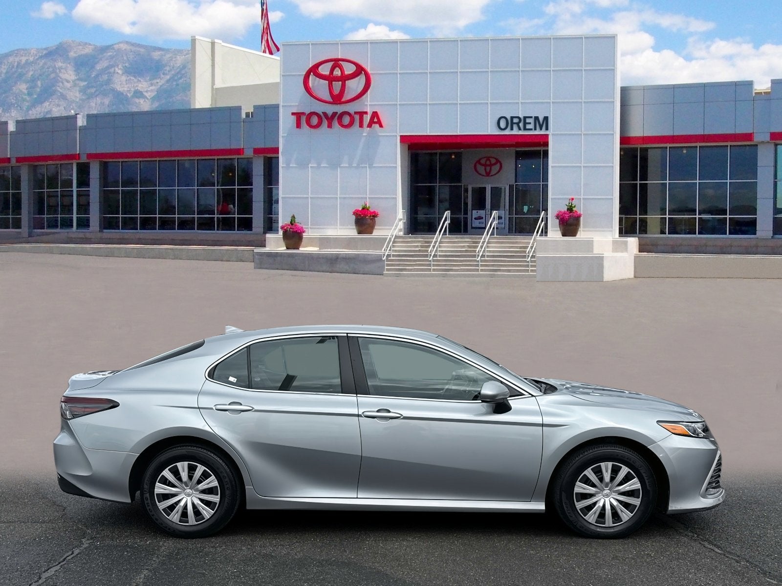 2023 Toyota CAMRY Hybrid LE