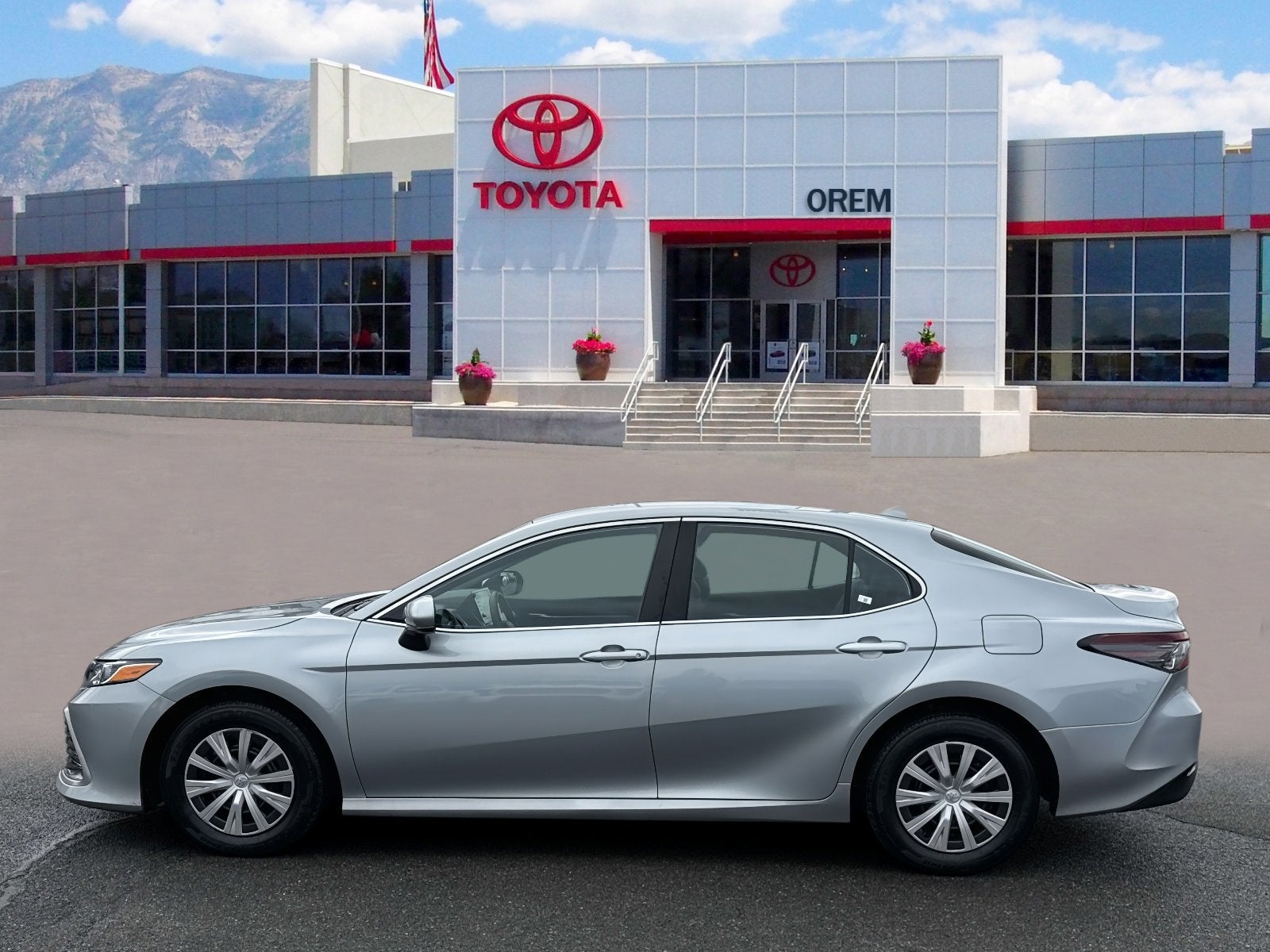 2023 Toyota CAMRY Hybrid LE