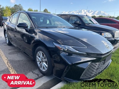 2025 Toyota CAMRY LE